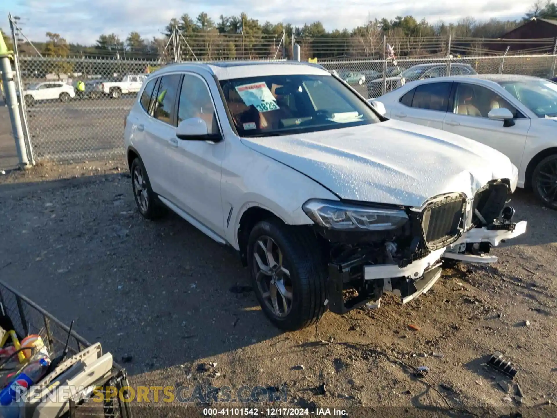 1 Photograph of a damaged car WBX57DP0XNN160754 BMW X3 2022