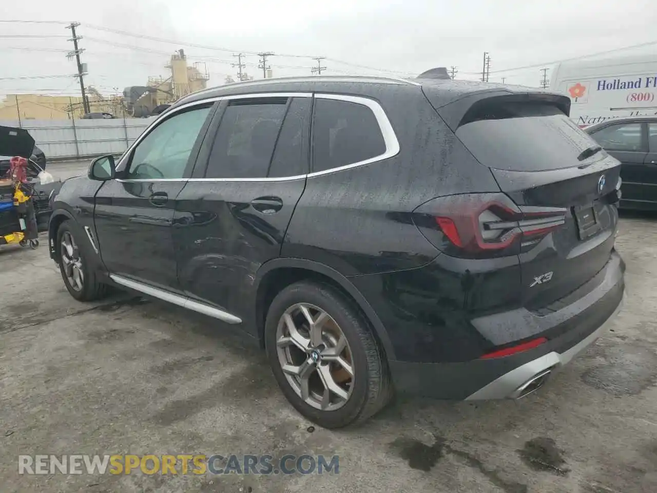 2 Photograph of a damaged car 5UX43DP00P9R90271 BMW X3 2023