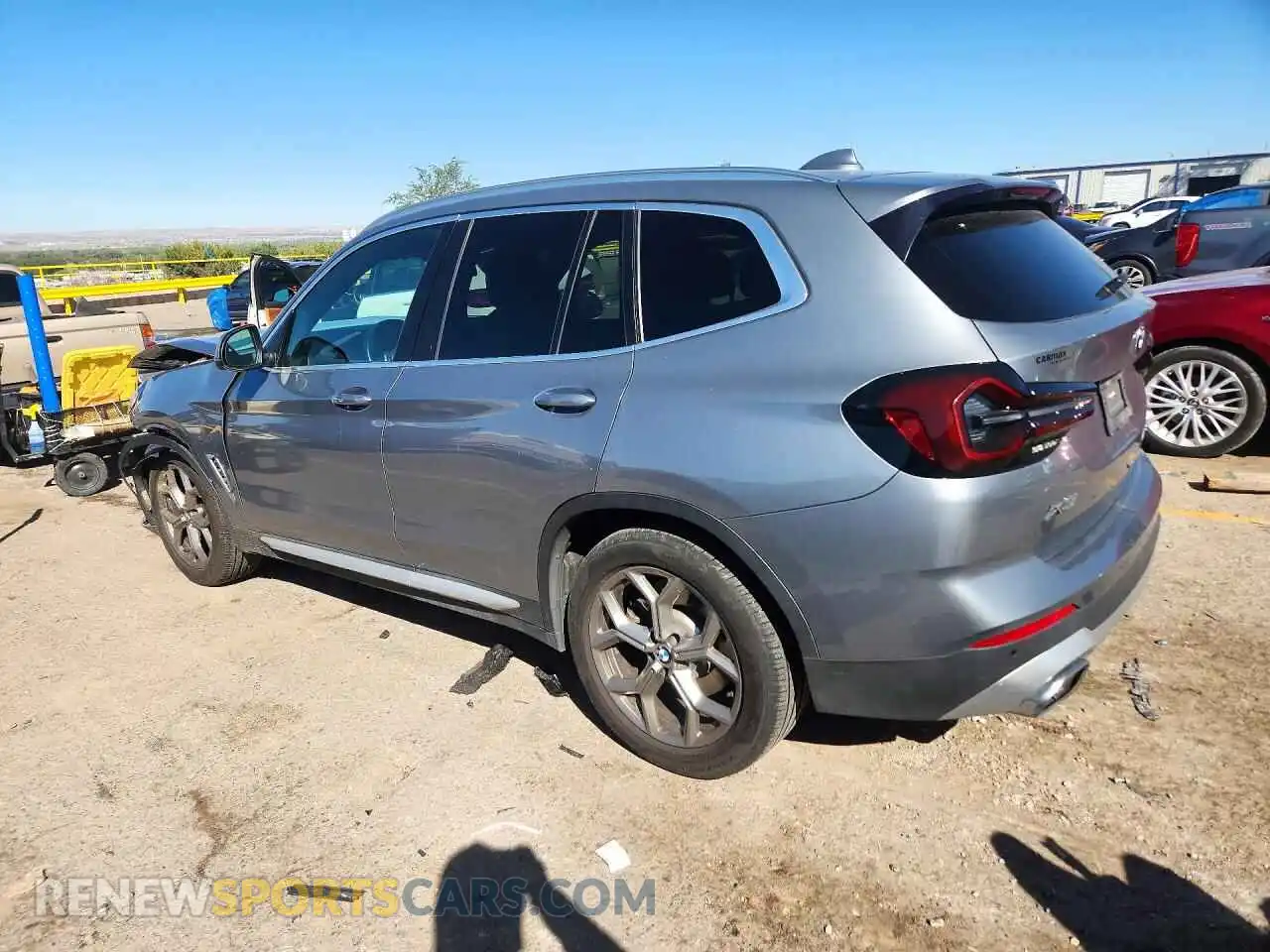 2 fotografías del automóvil dañado 5UX43DP00P9S20328 BMW X3 2023