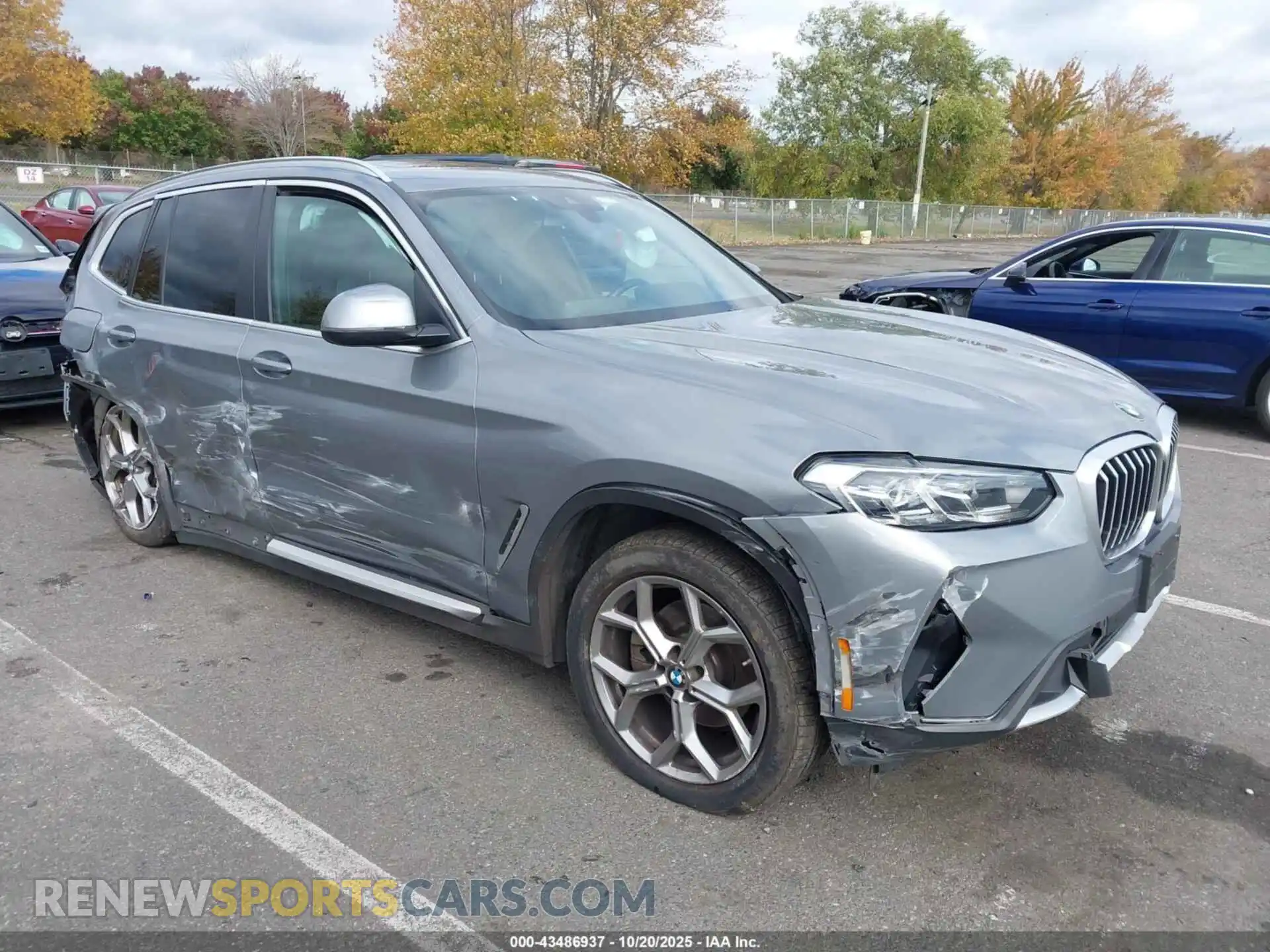 1 Photograph of a damaged car 5UX43DP00P9S22726 BMW X3 2023