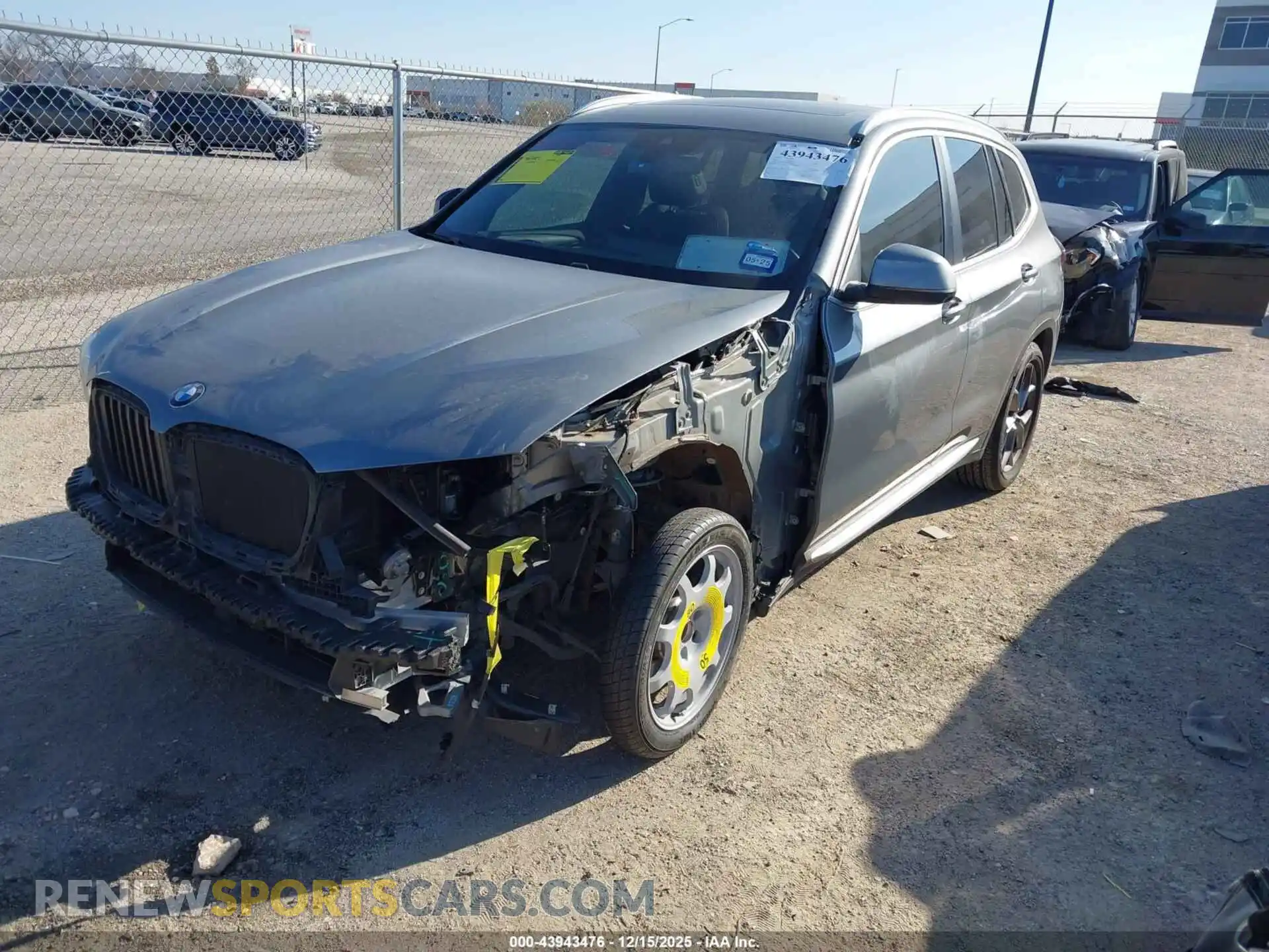 2 Photograph of a damaged car 5UX43DP00P9S57007 BMW X3 2023