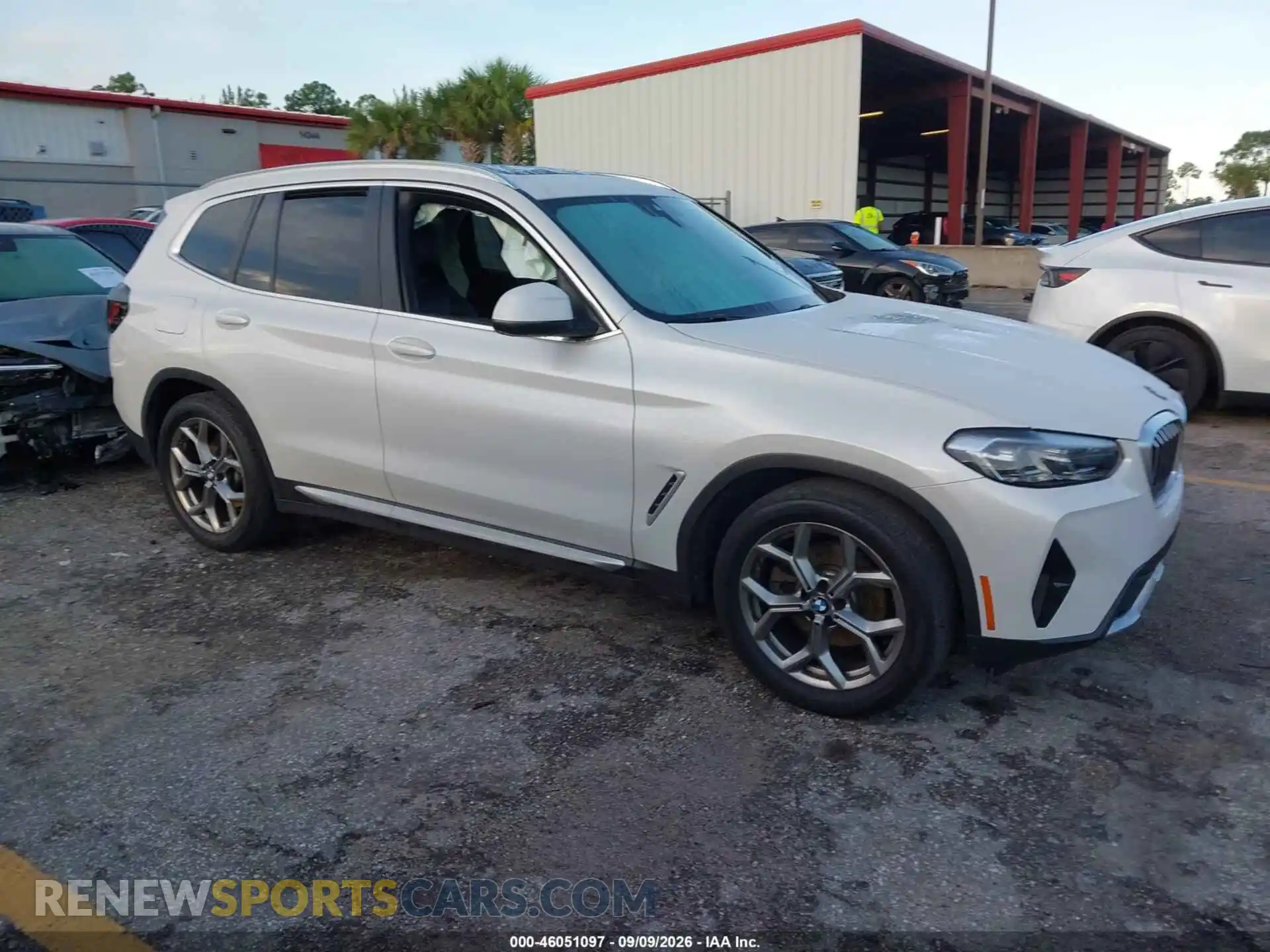 1 Photograph of a damaged car 5UX43DP01P9P77894 BMW X3 2023