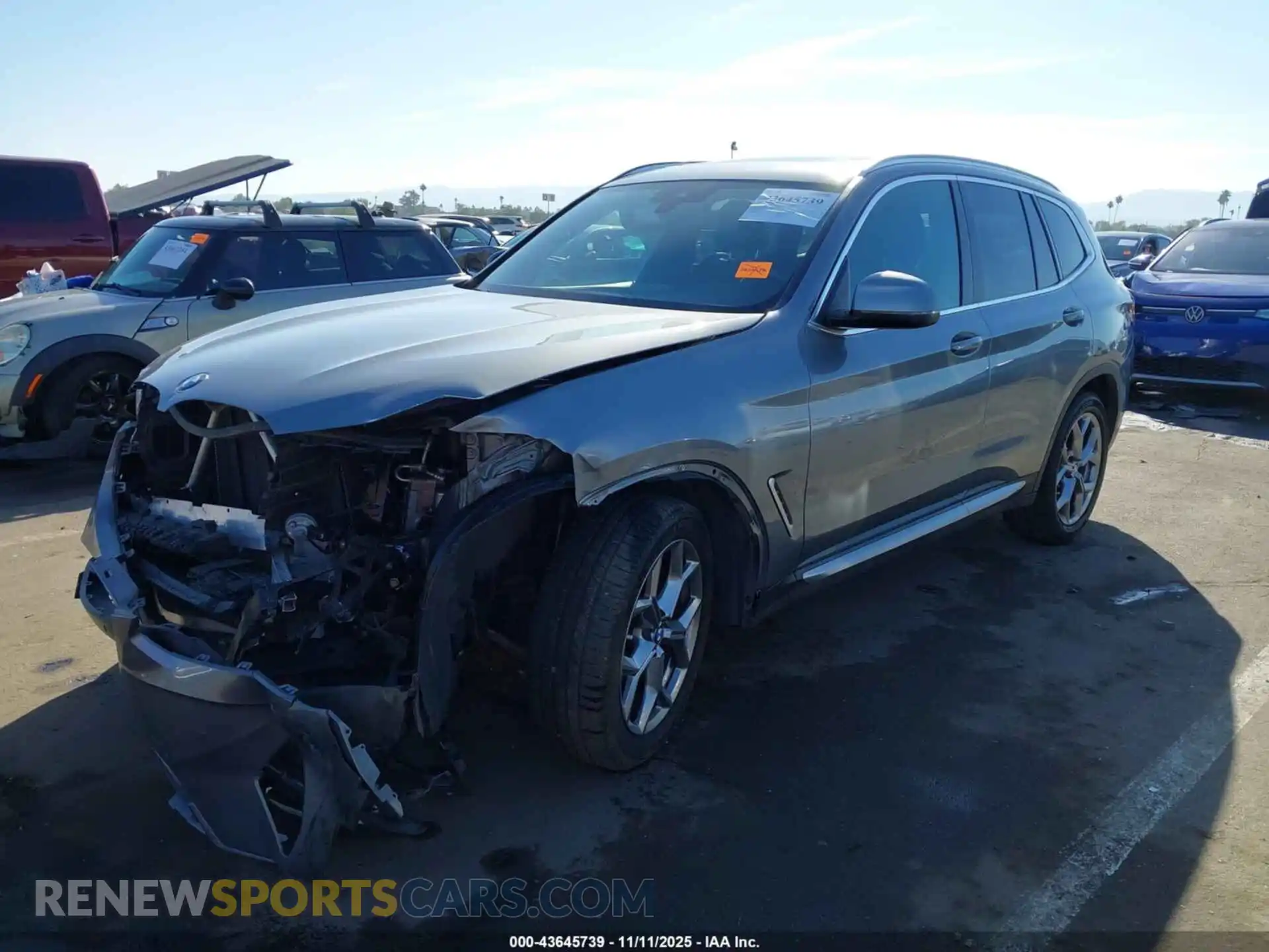2 Photograph of a damaged car 5UX43DP01P9R75293 BMW X3 2023