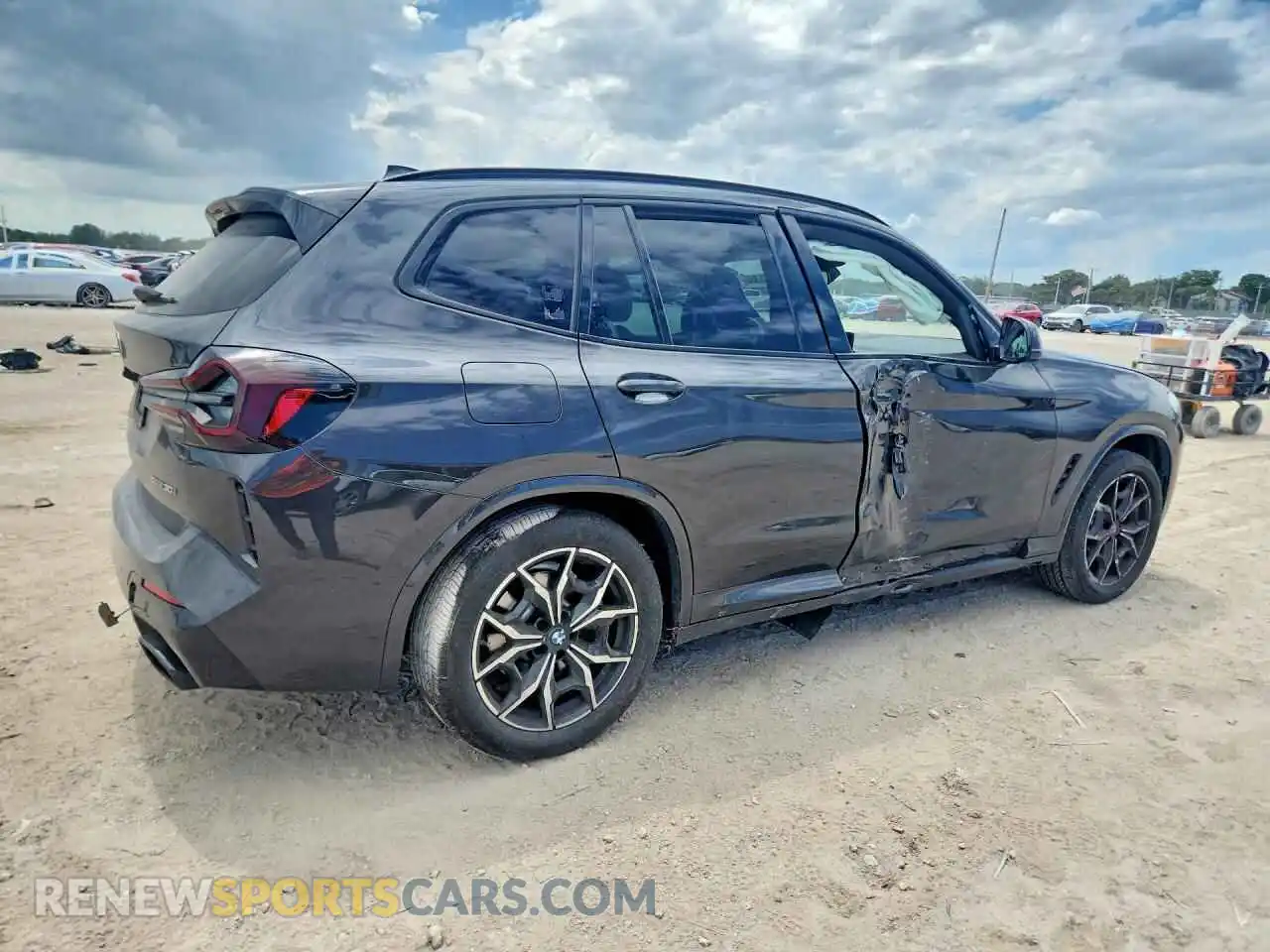 3 Фотография поврежденного автомобиля 5UX43DP04P9N66818 BMW X3 2023