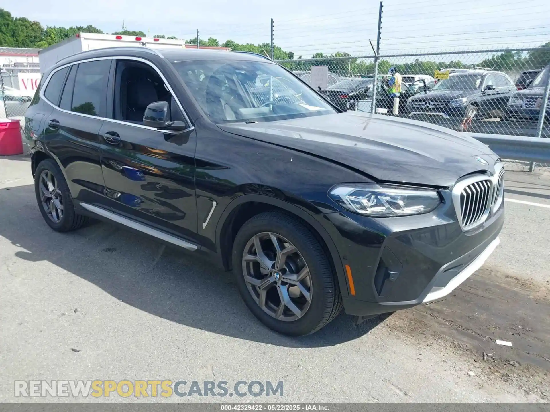 1 Photograph of a damaged car 5UX43DP04P9S68396 BMW X3 2023