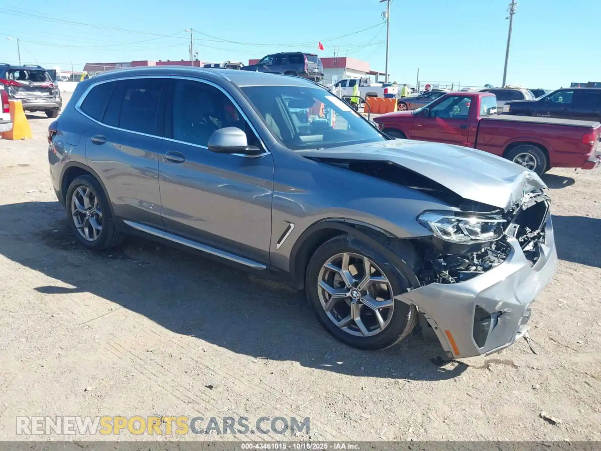 1 Photograph of a damaged car 5UX43DP04P9T32310 BMW X3 2023