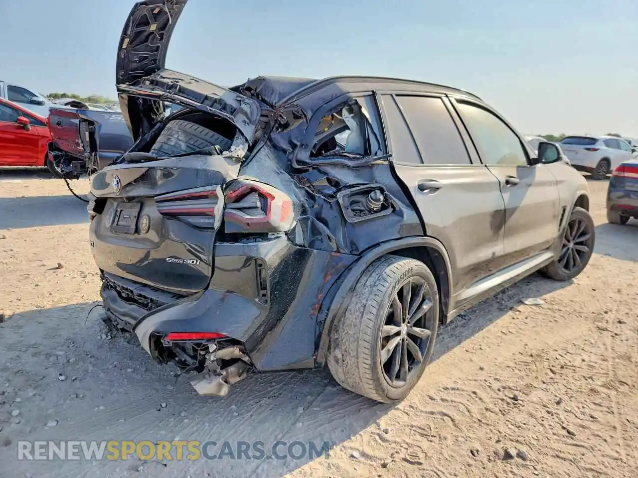 3 Photograph of a damaged car 5UX43DP05P9R57279 BMW X3 2023