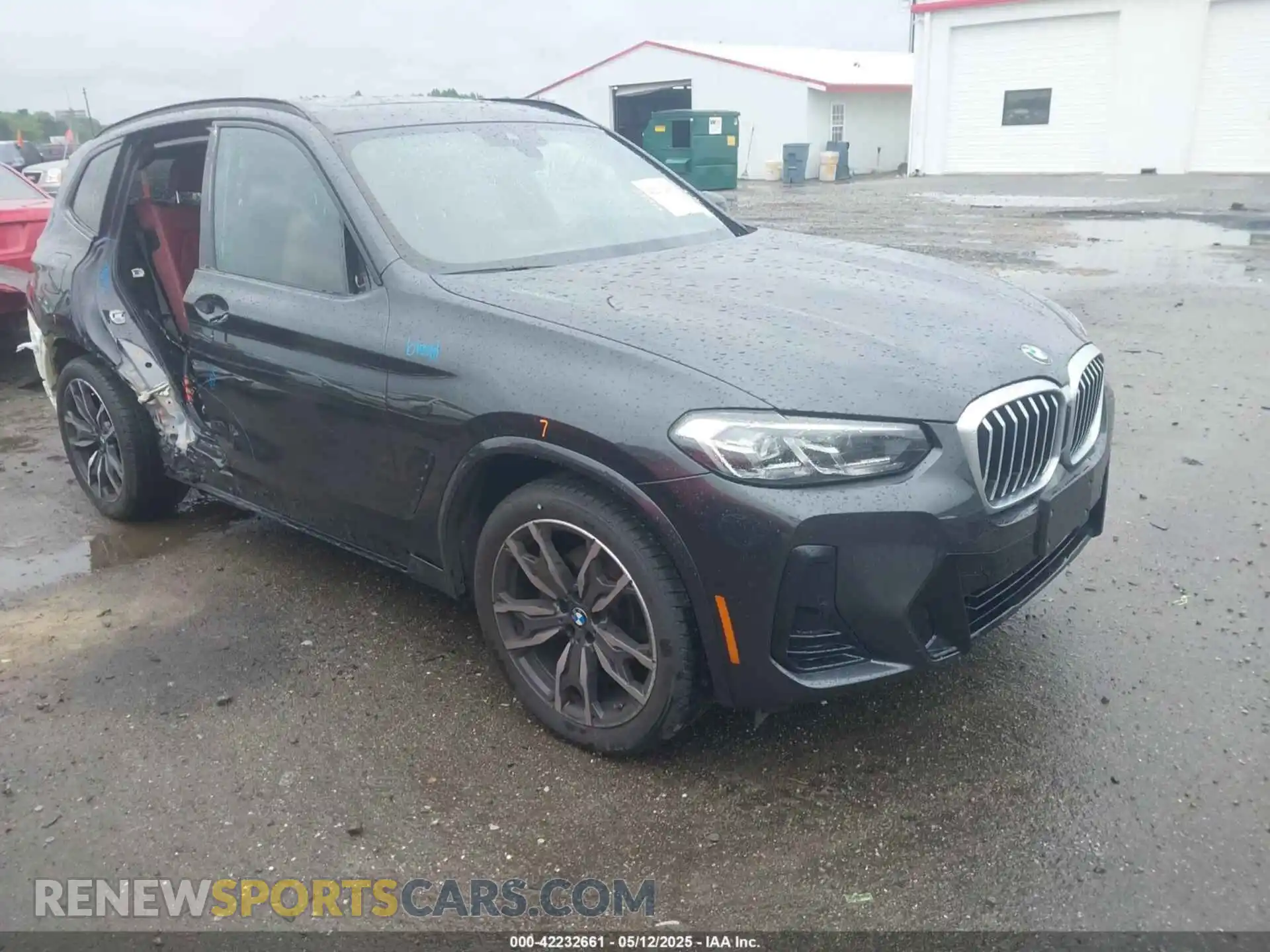 1 Photograph of a damaged car 5UX43DP08P9R46065 BMW X3 2023