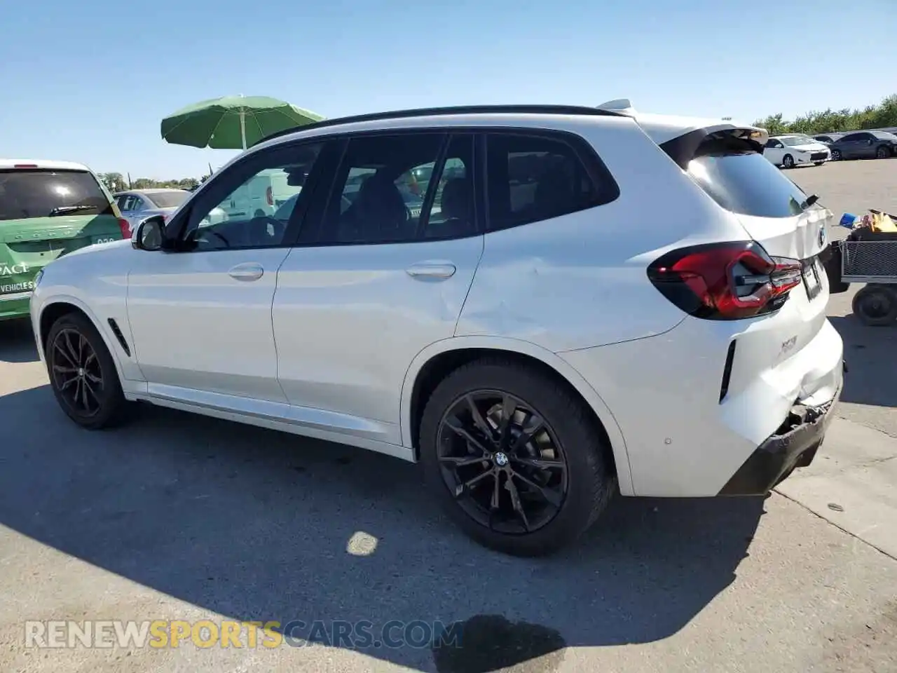 2 Photograph of a damaged car 5UX43DP0XP9S48542 BMW X3 2023