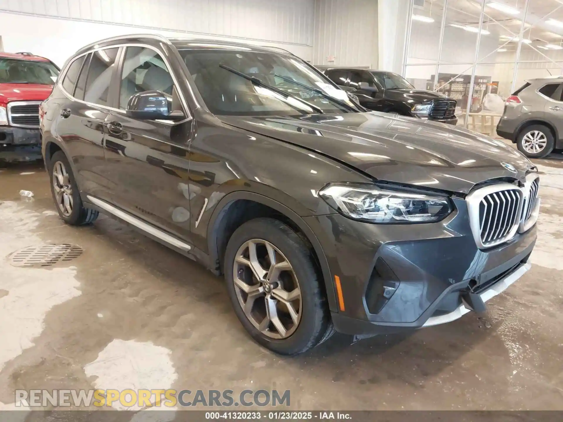 1 Photograph of a damaged car 5UX53DP00P9S47260 BMW X3 2023