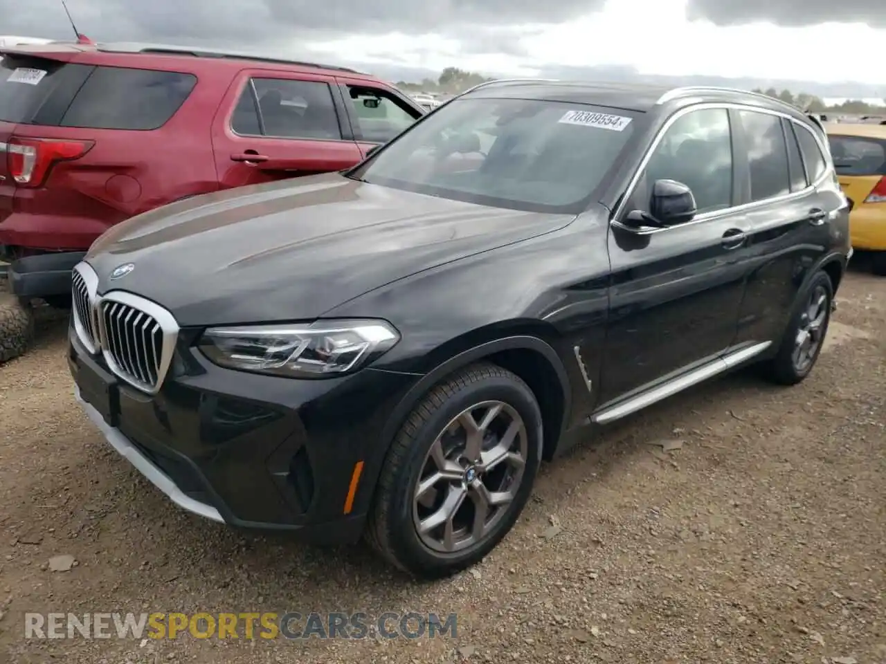 1 Photograph of a damaged car 5UX53DP00P9S48442 BMW X3 2023