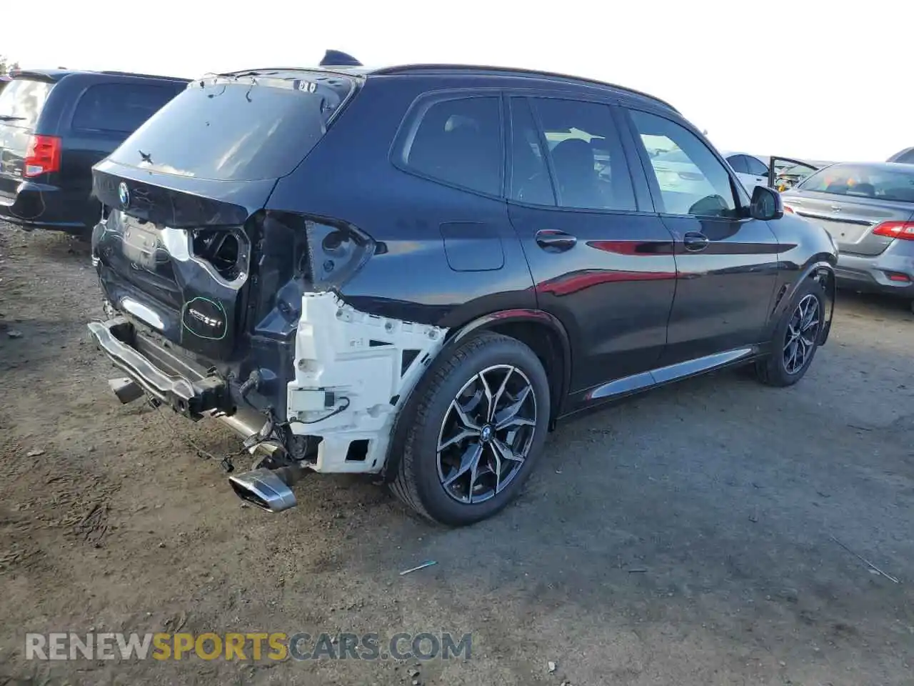 3 Photograph of a damaged car 5UX53DP01P9P45757 BMW X3 2023