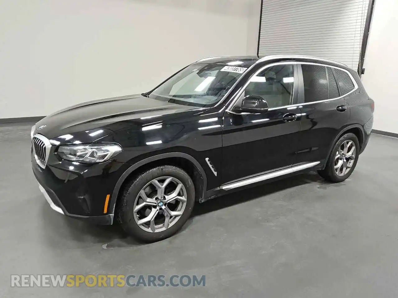 1 Photograph of a damaged car 5UX53DP01P9R81731 BMW X3 2023