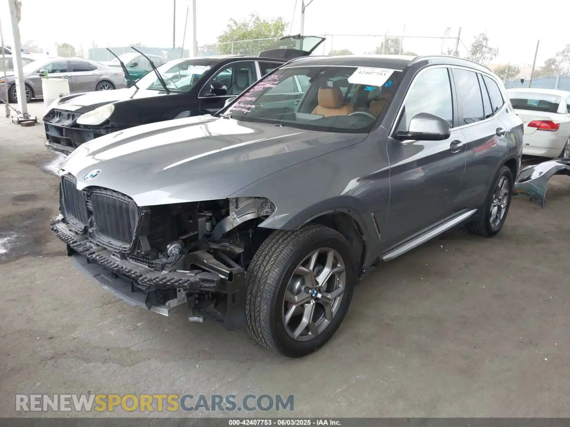 2 Photograph of a damaged car 5UX53DP02P9P22312 BMW X3 2023