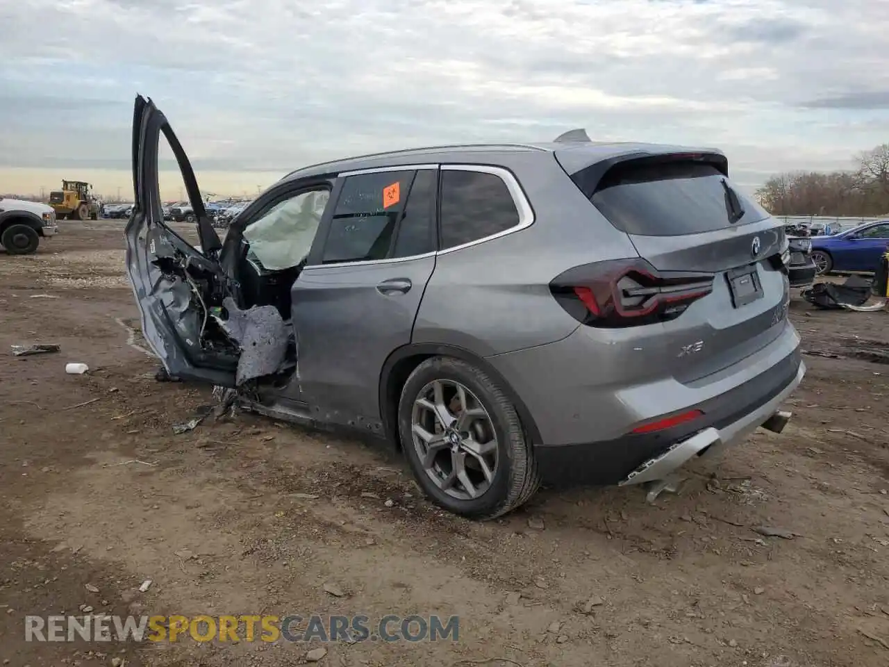 2 Photograph of a damaged car 5UX53DP02P9S69230 BMW X3 2023
