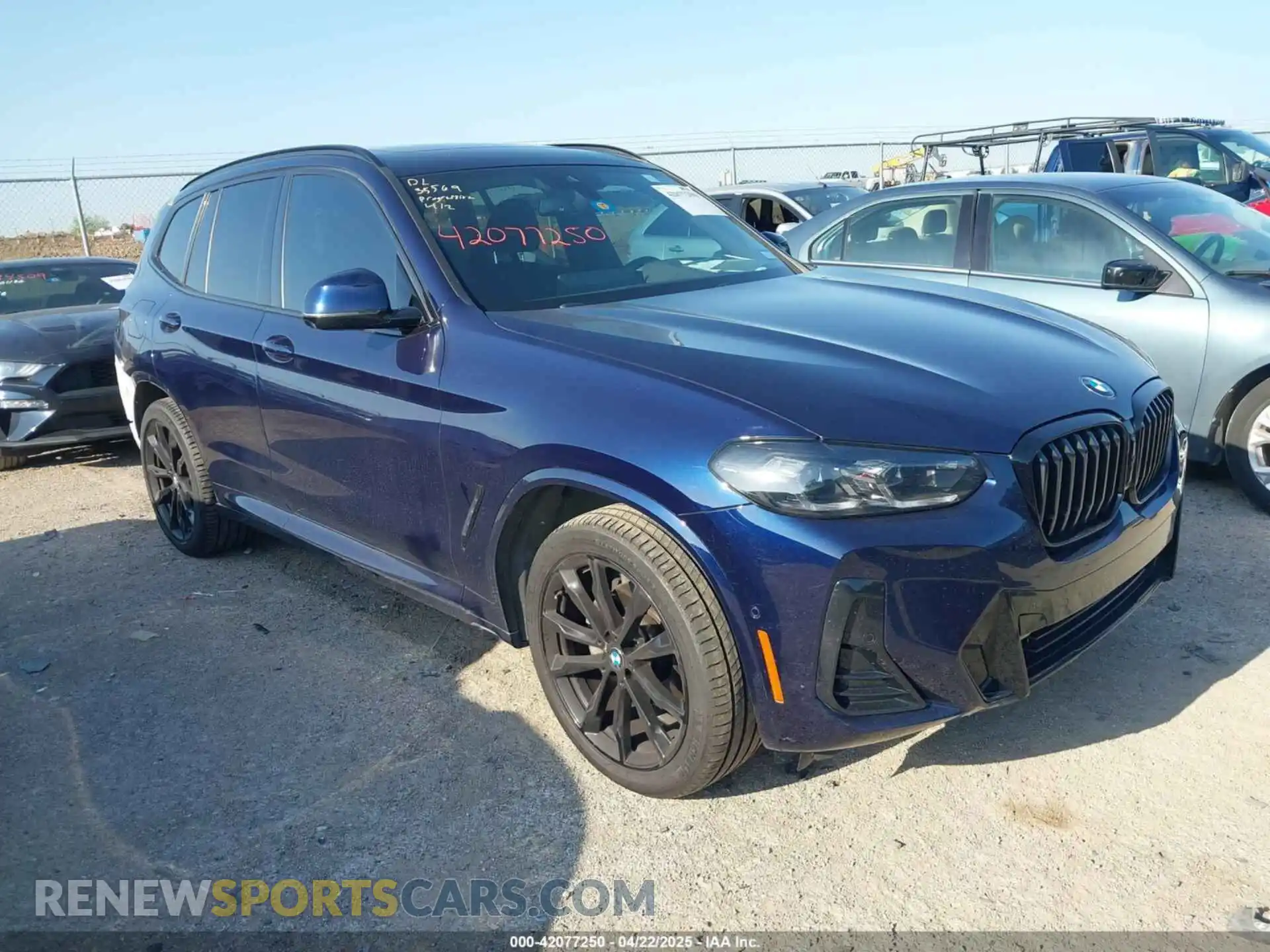 1 Photograph of a damaged car 5UX53DP03P9R64610 BMW X3 2023