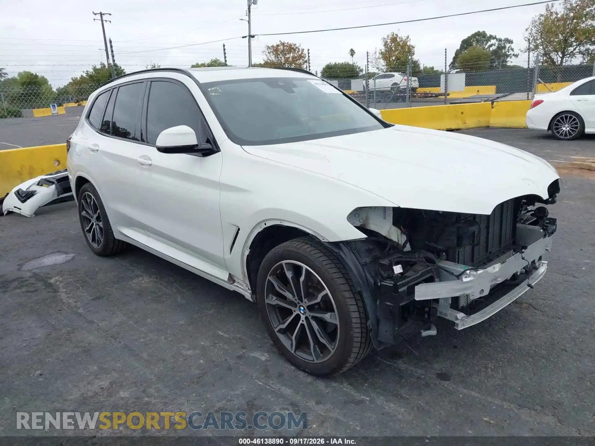 1 Photograph of a damaged car 5UX53DP04P9P09805 BMW X3 2023