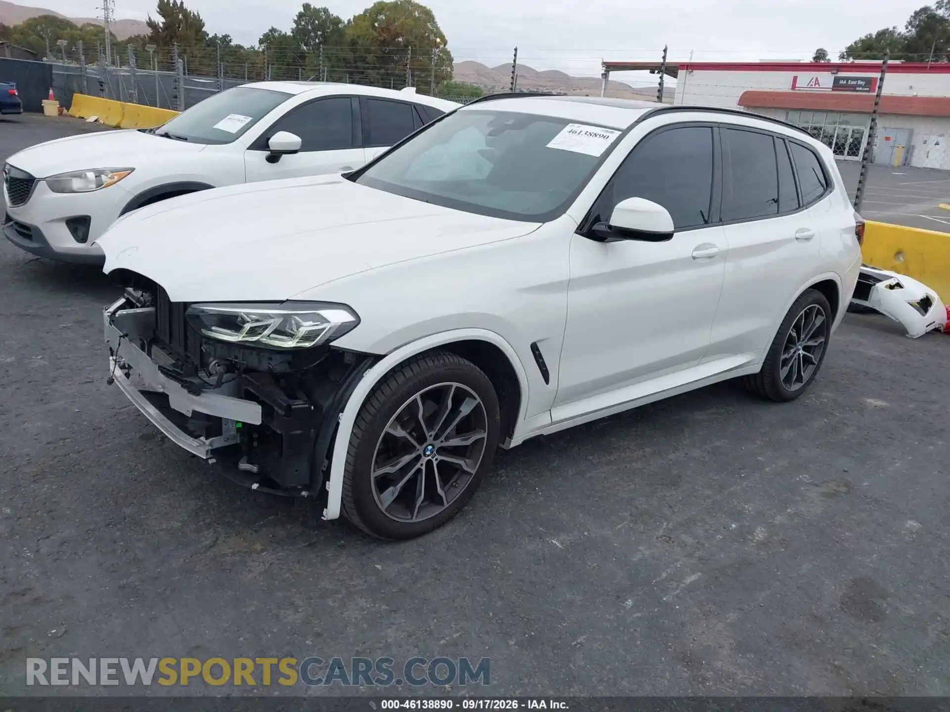2 Photograph of a damaged car 5UX53DP04P9P09805 BMW X3 2023