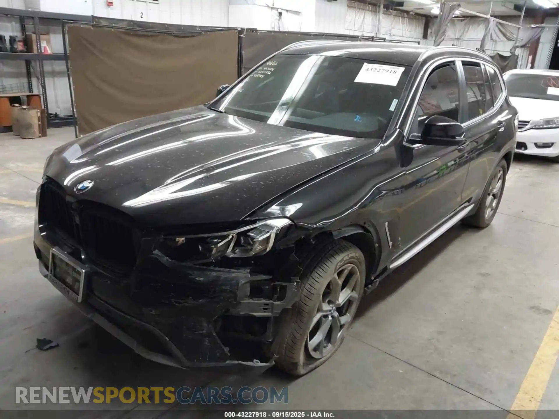 2 fotografías del automóvil dañado 5UX53DP04P9S20384 BMW X3 2023