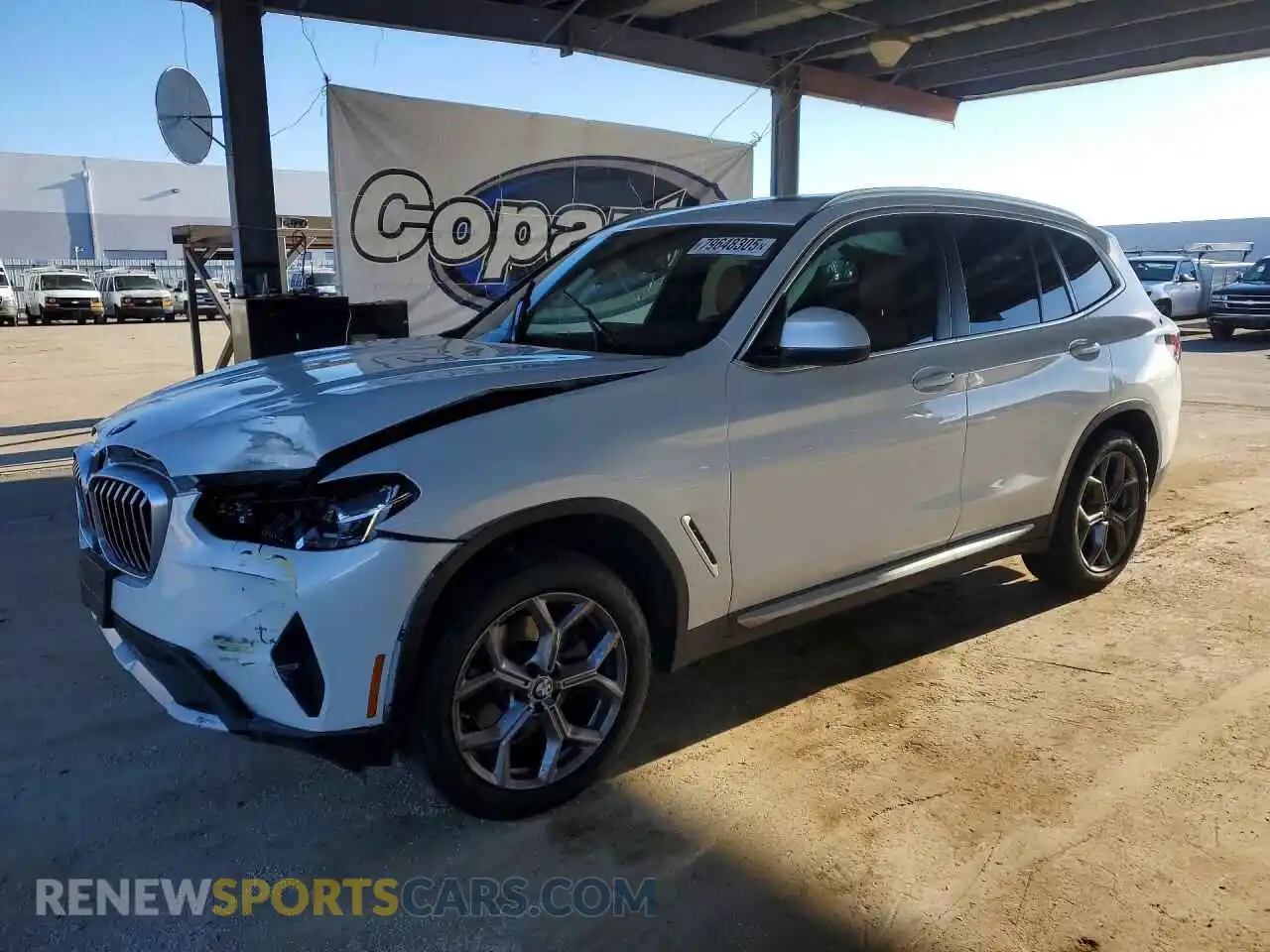 1 Photograph of a damaged car 5UX53DP04P9S81072 BMW X3 2023