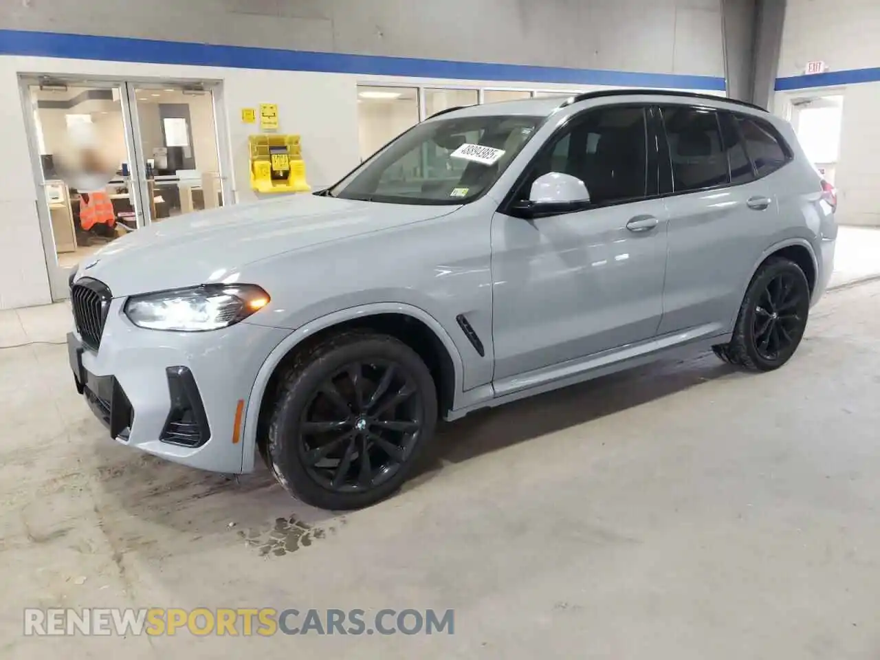 1 Photograph of a damaged car 5UX53DP06P9N56358 BMW X3 2023