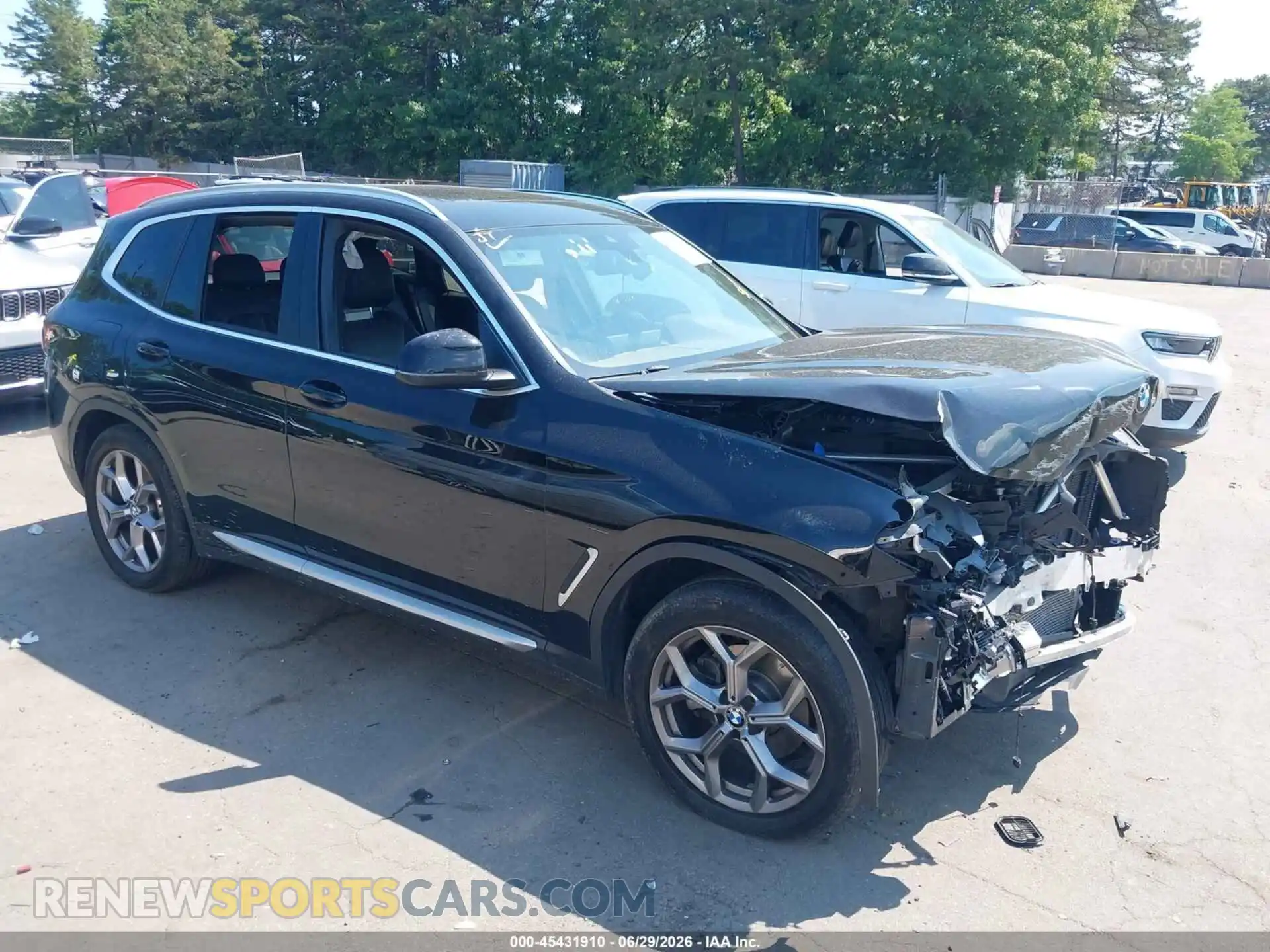 1 Photograph of a damaged car 5UX53DP06P9R44013 BMW X3 2023