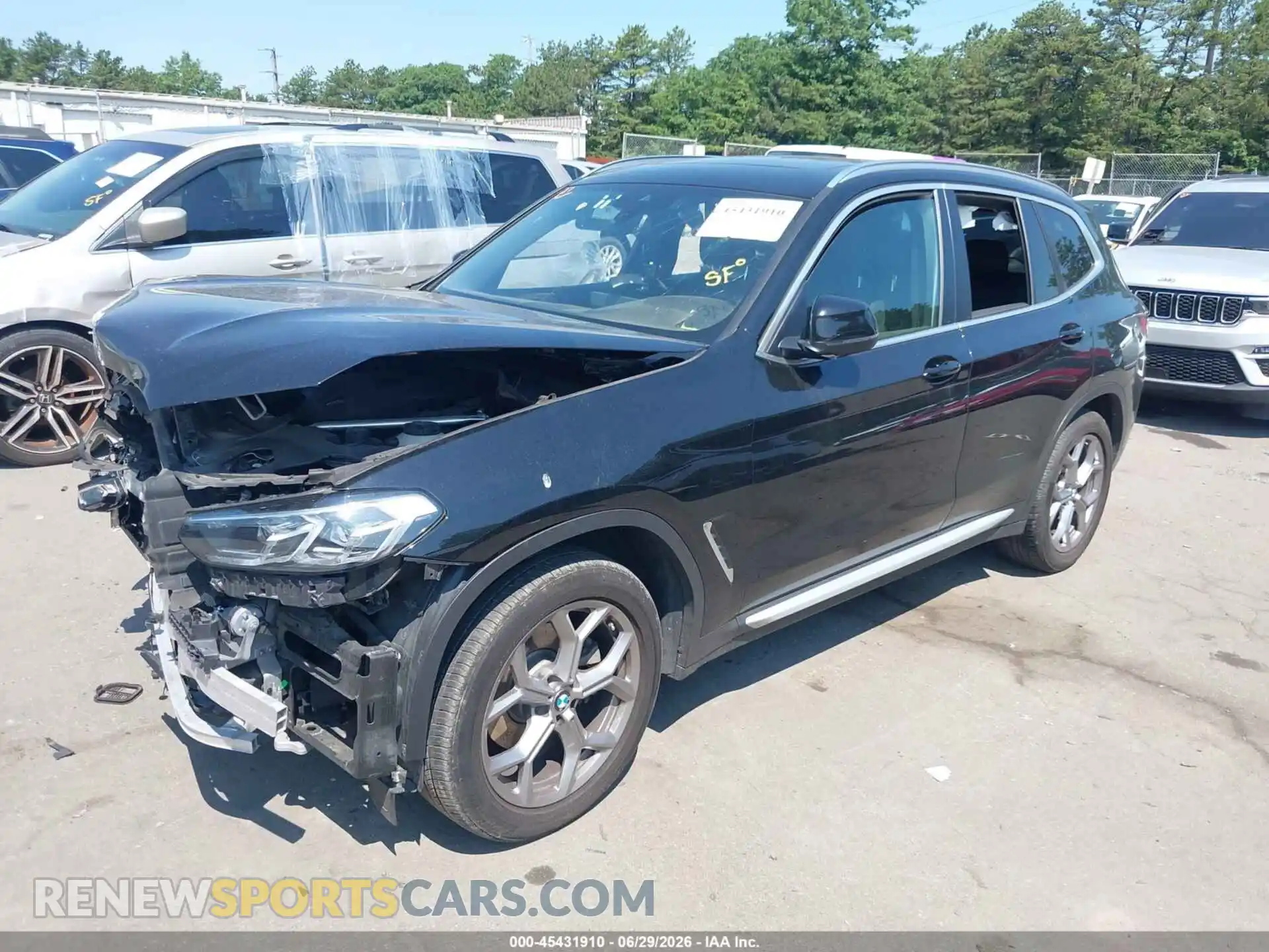 2 Photograph of a damaged car 5UX53DP06P9R44013 BMW X3 2023