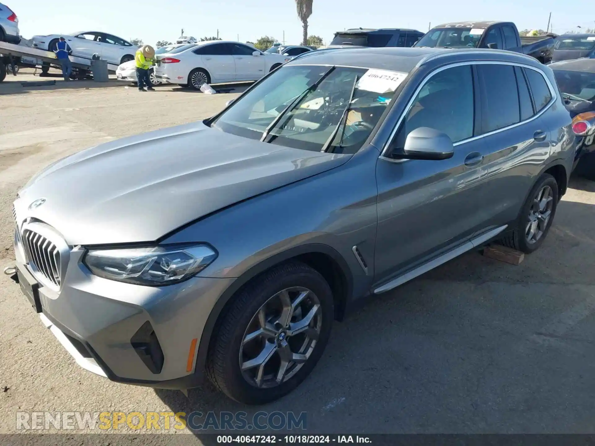 2 Photograph of a damaged car 5UX53DP06P9S97385 BMW X3 2023