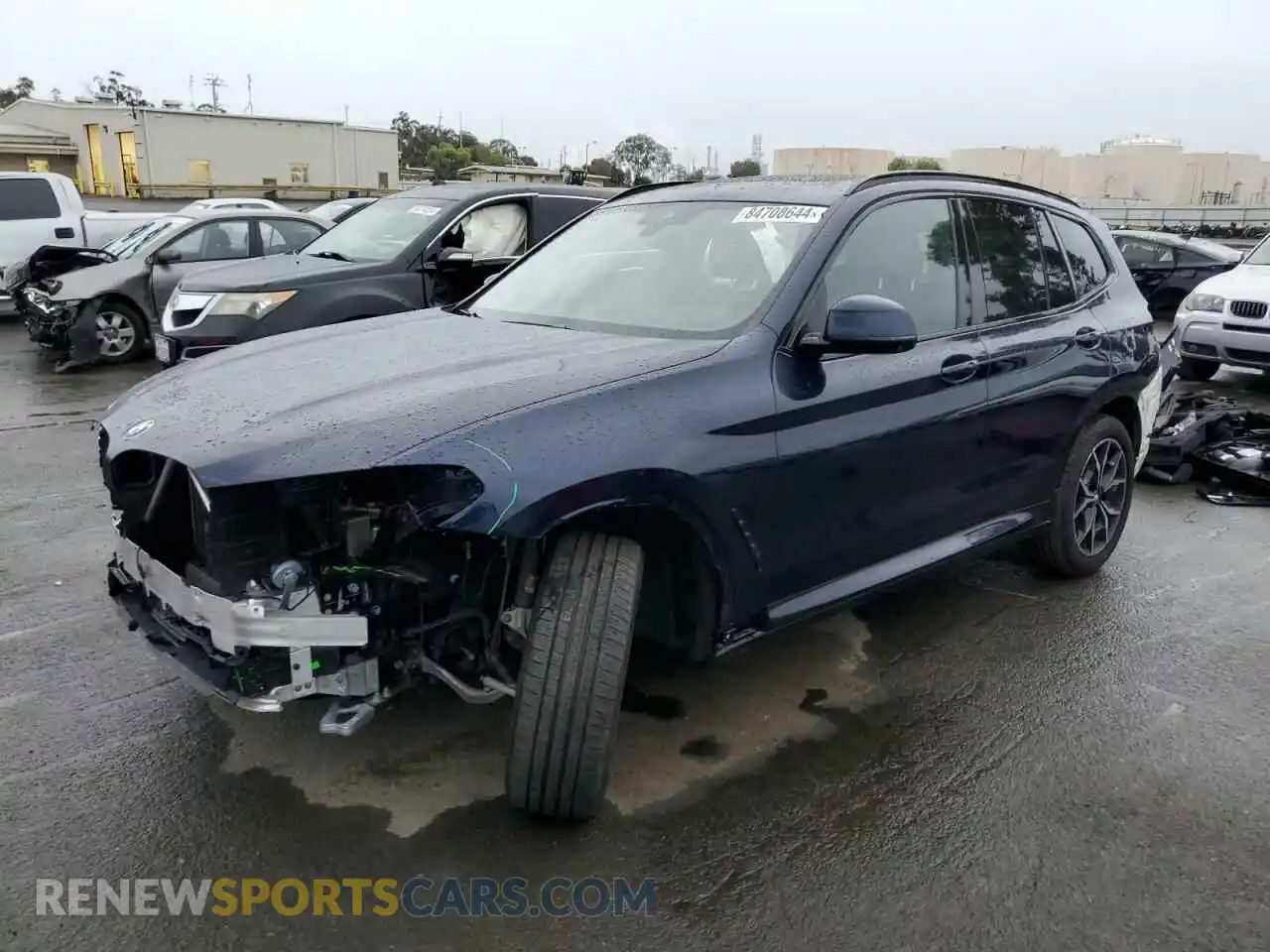 1 Photograph of a damaged car 5UX53DP08P9R11501 BMW X3 2023
