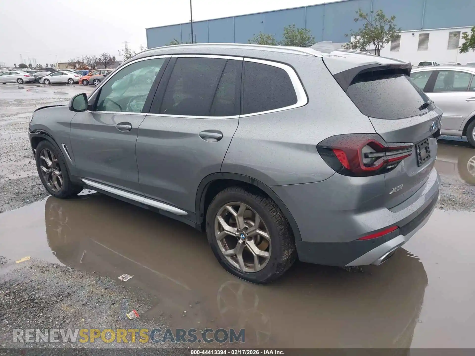3 Photograph of a damaged car 5UX53DP0XP9R39171 BMW X3 2023