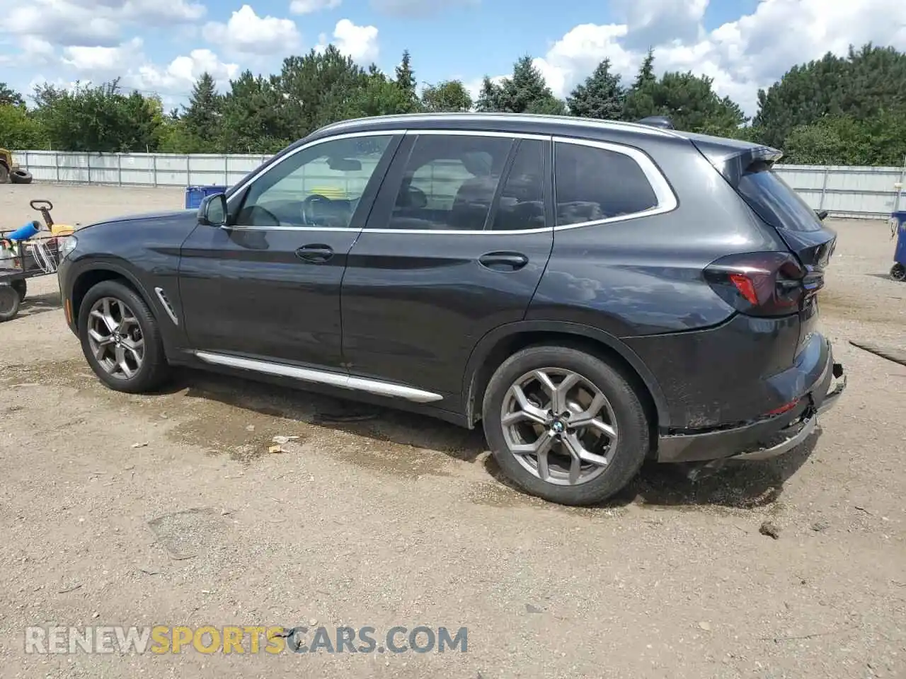 2 Photograph of a damaged car 5UX53DP0XP9S18879 BMW X3 2023