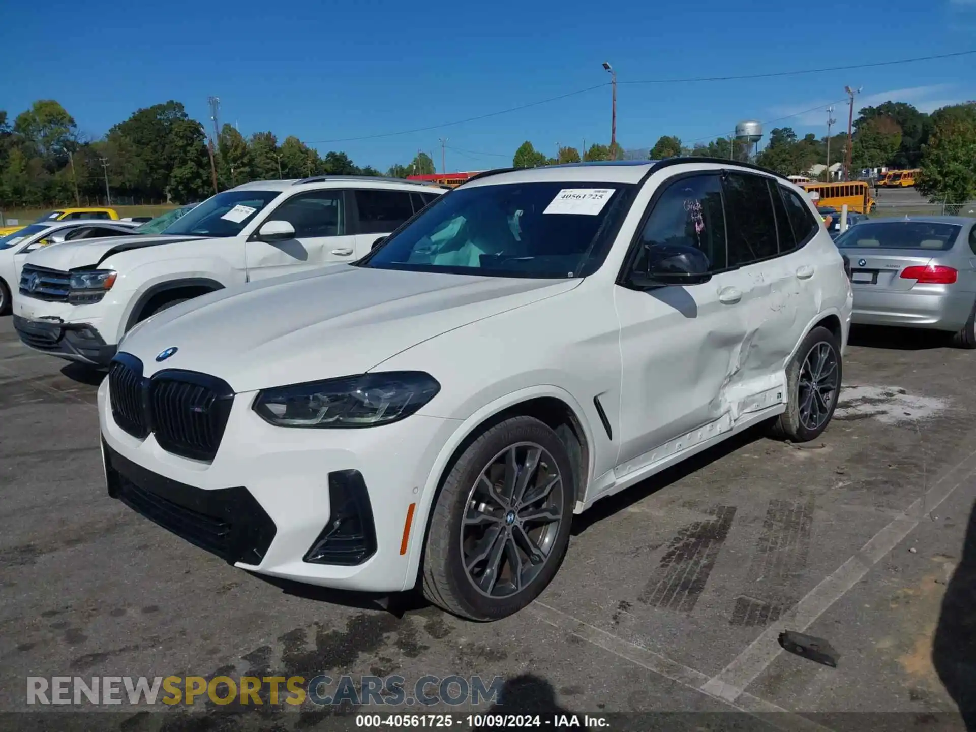 2 Photograph of a damaged car 5UX83DP00P9T21063 BMW X3 2023