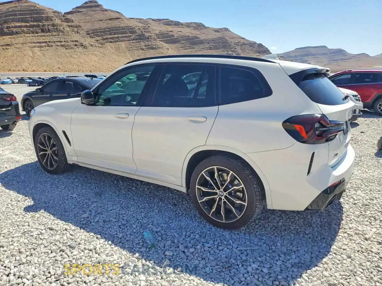 2 Photograph of a damaged car 5UX83DP07P9S22997 BMW X3 2023