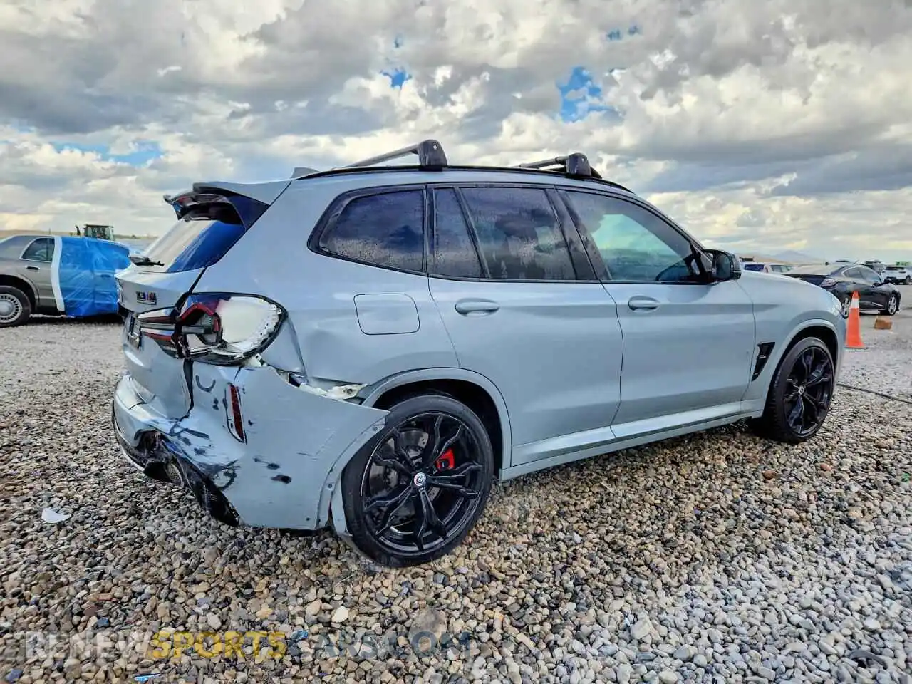 3 fotografías del automóvil dañado 5YM13EC00P9P71205 BMW X3 2023