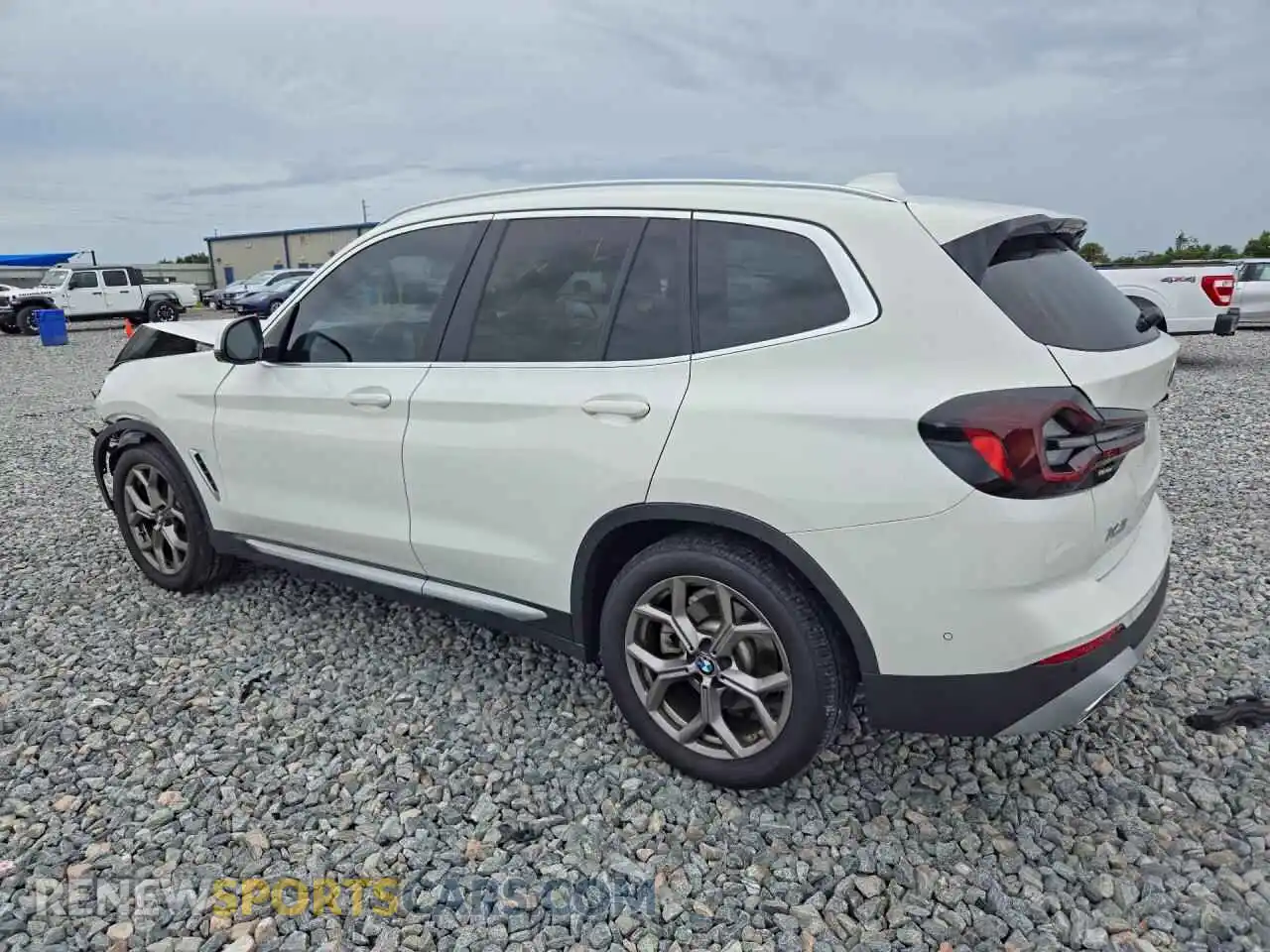 2 Фотография поврежденного автомобиля WBX47DP00PN229434 BMW X3 2023