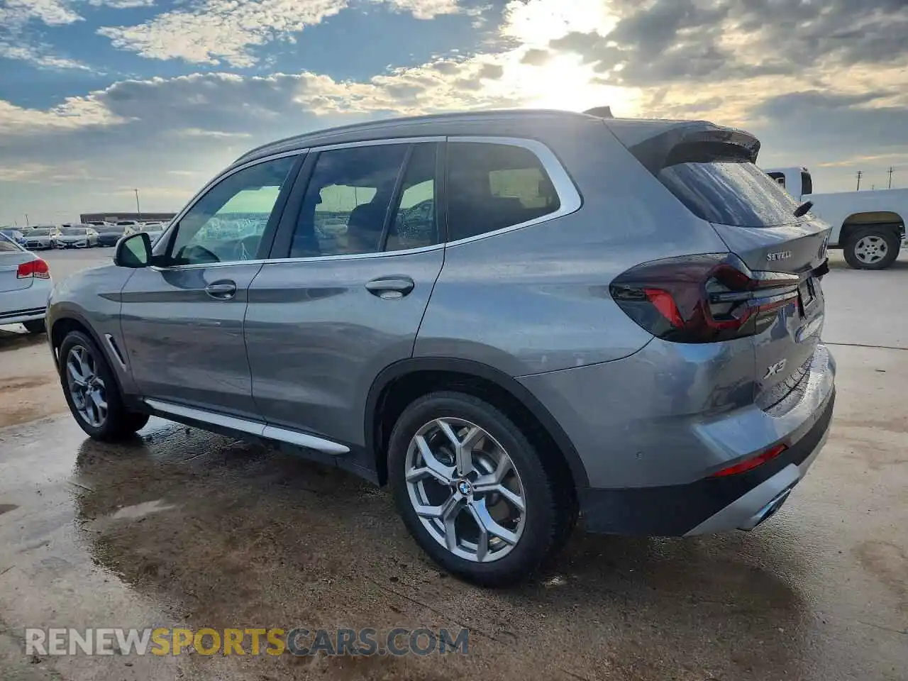 2 Photograph of a damaged car 5UX43DP00R9W28976 BMW X3 2024