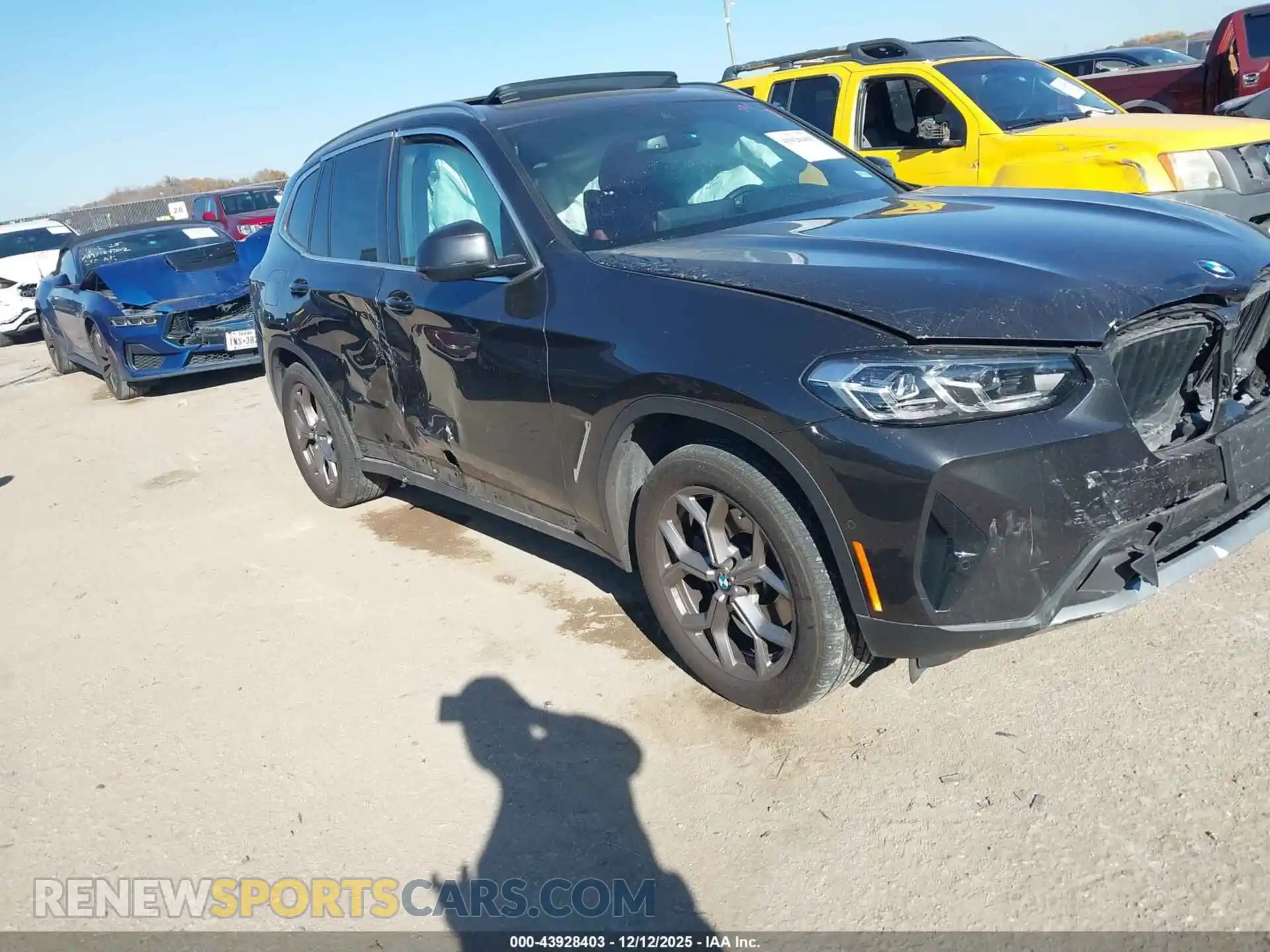 1 Photograph of a damaged car 5UX43DP01R9U37342 BMW X3 2024