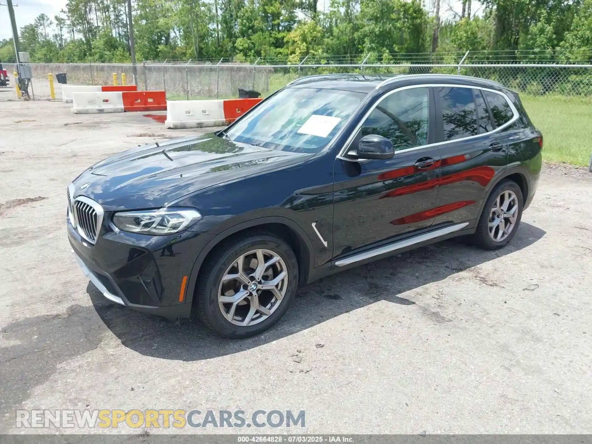 2 Photograph of a damaged car 5UX43DP01R9U54545 BMW X3 2024