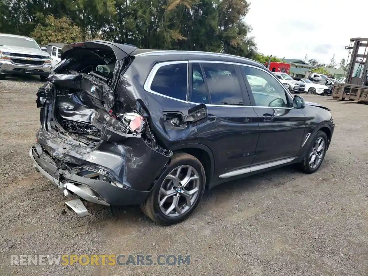 3 Photograph of a damaged car 5UX43DP01R9V58548 BMW X3 2024