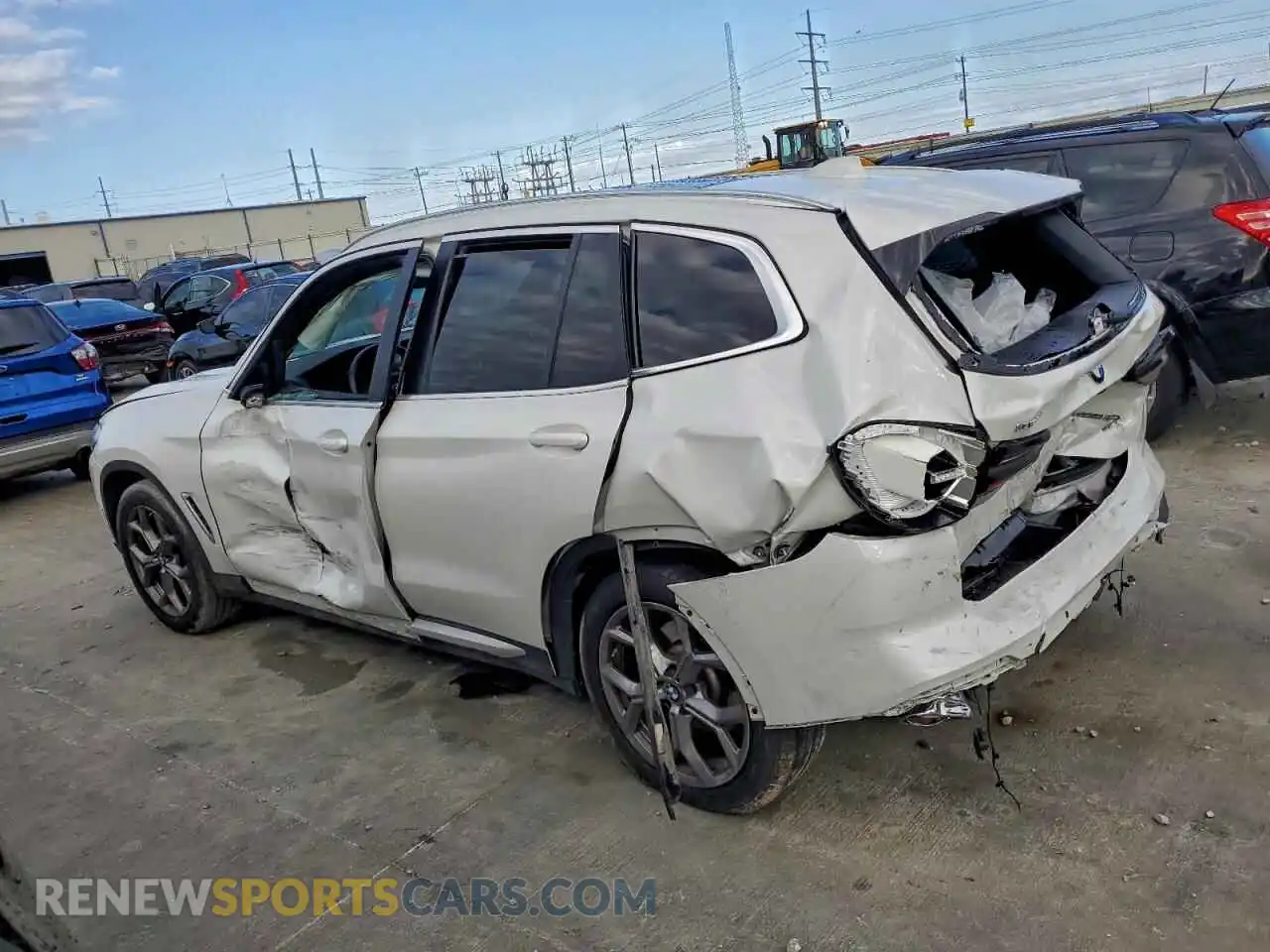 2 Photograph of a damaged car 5UX43DP02R9W89858 BMW X3 2024