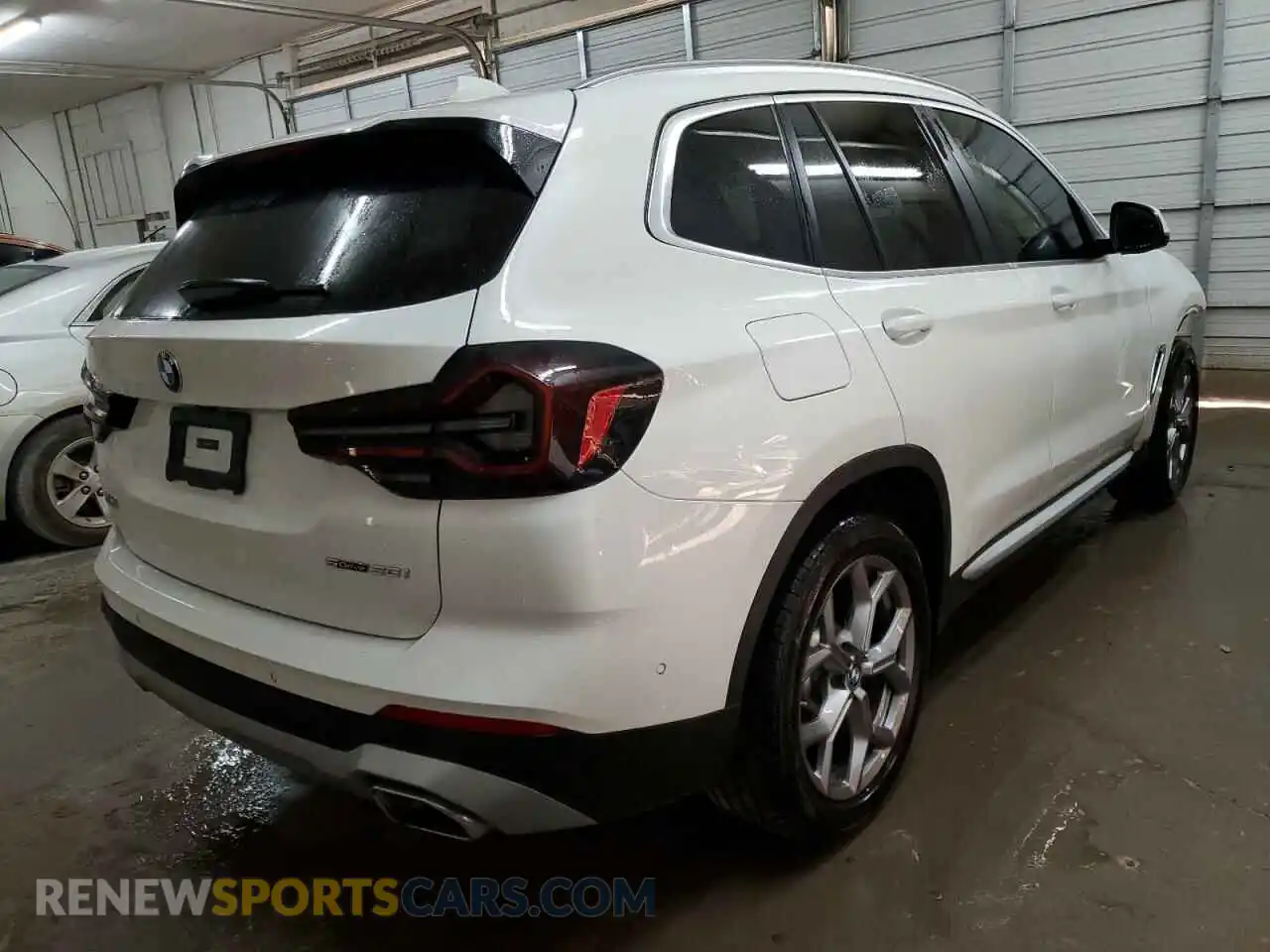 3 Photograph of a damaged car 5UX43DP02R9X15522 BMW X3 2024