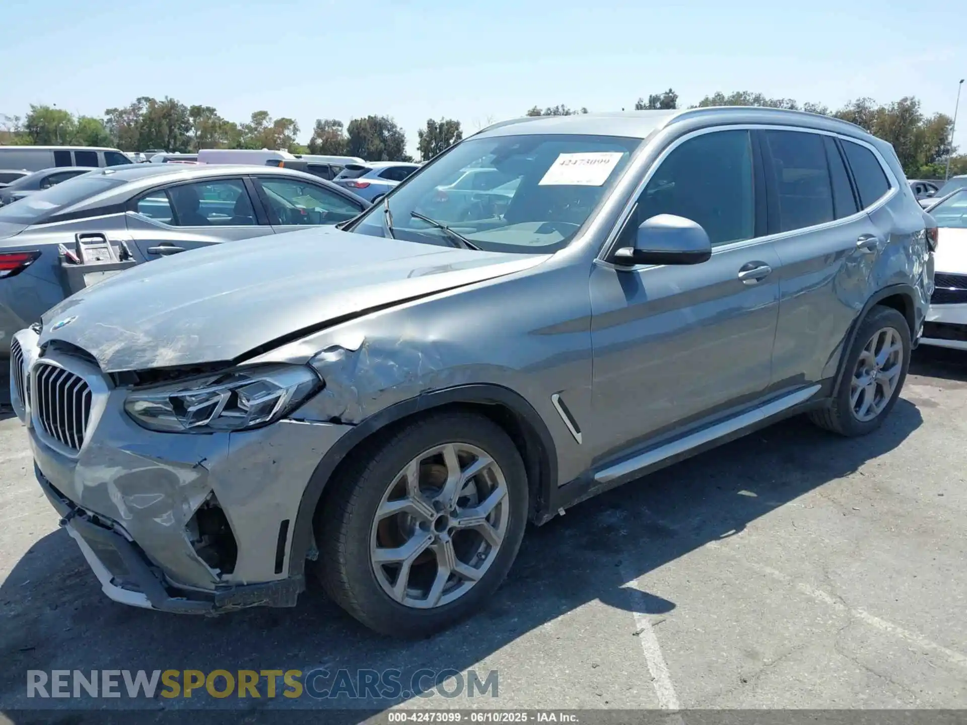 2 Photograph of a damaged car 5UX43DP02RSU43683 BMW X3 2024