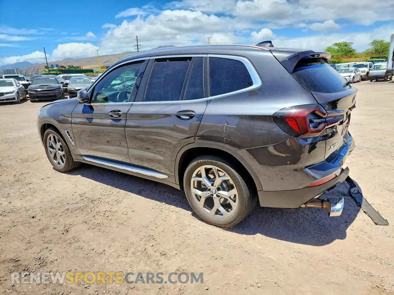 2 Photograph of a damaged car 5UX43DP03R9T88113 BMW X3 2024