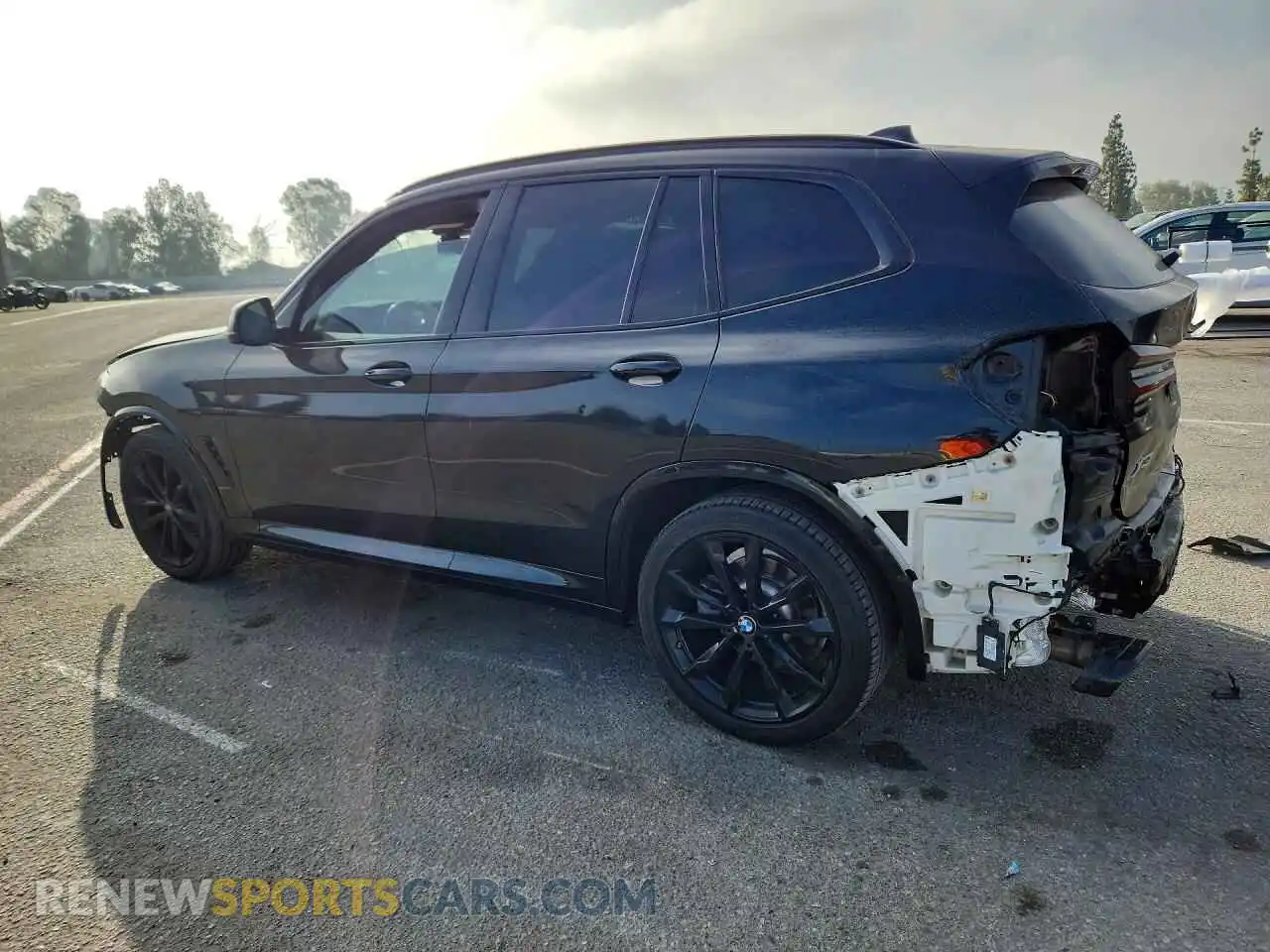 2 Photograph of a damaged car 5UX43DP03R9U00793 BMW X3 2024