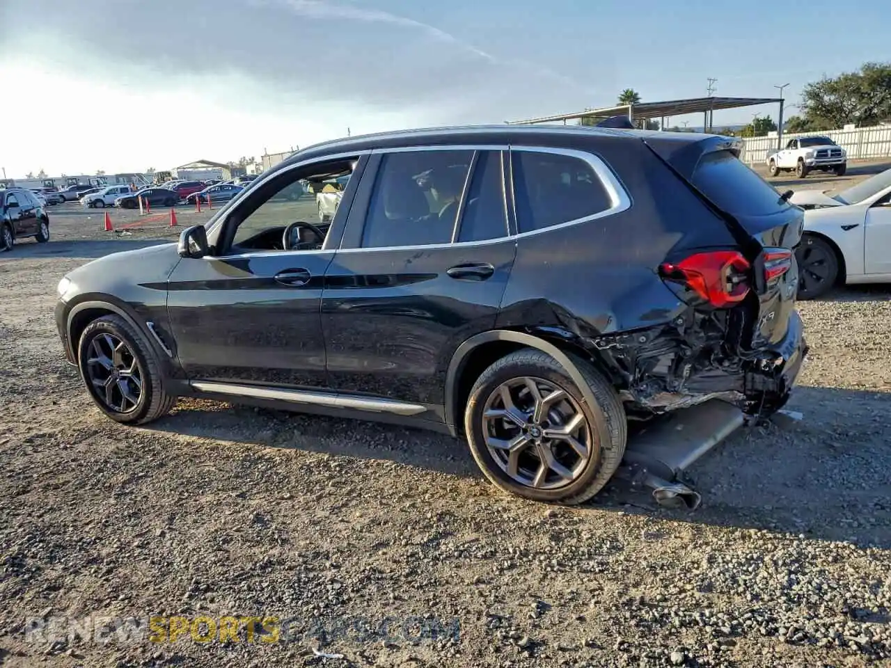 2 Photograph of a damaged car 5UX43DP03R9U60895 BMW X3 2024