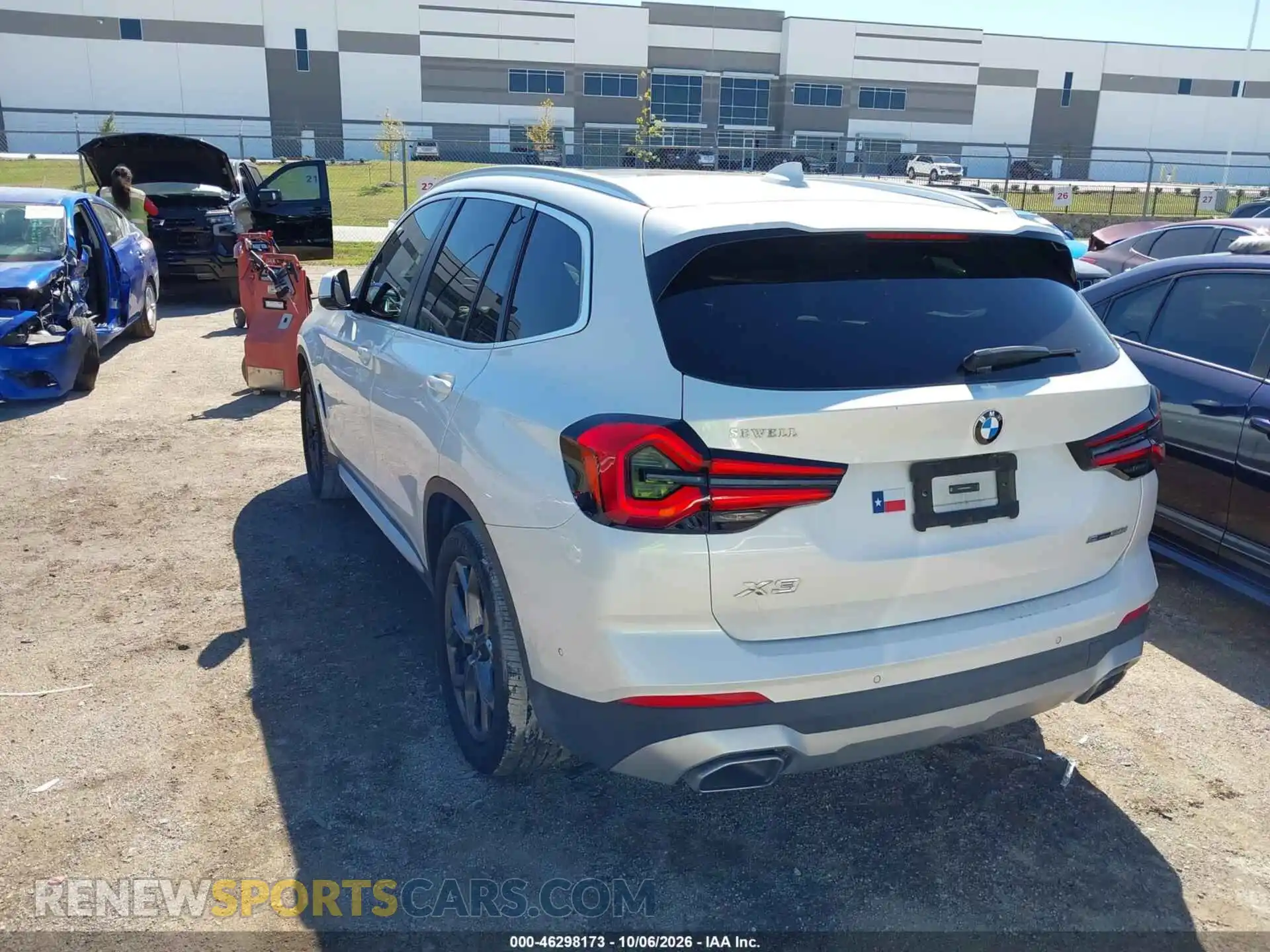 3 Фотография поврежденного автомобиля 5UX43DP03R9W40944 BMW X3 2024