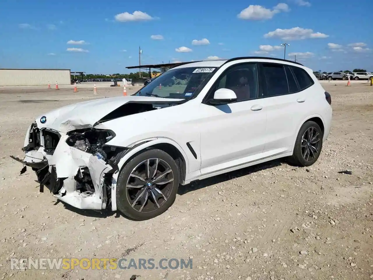 1 Photograph of a damaged car 5UX43DP03R9W90646 BMW X3 2024
