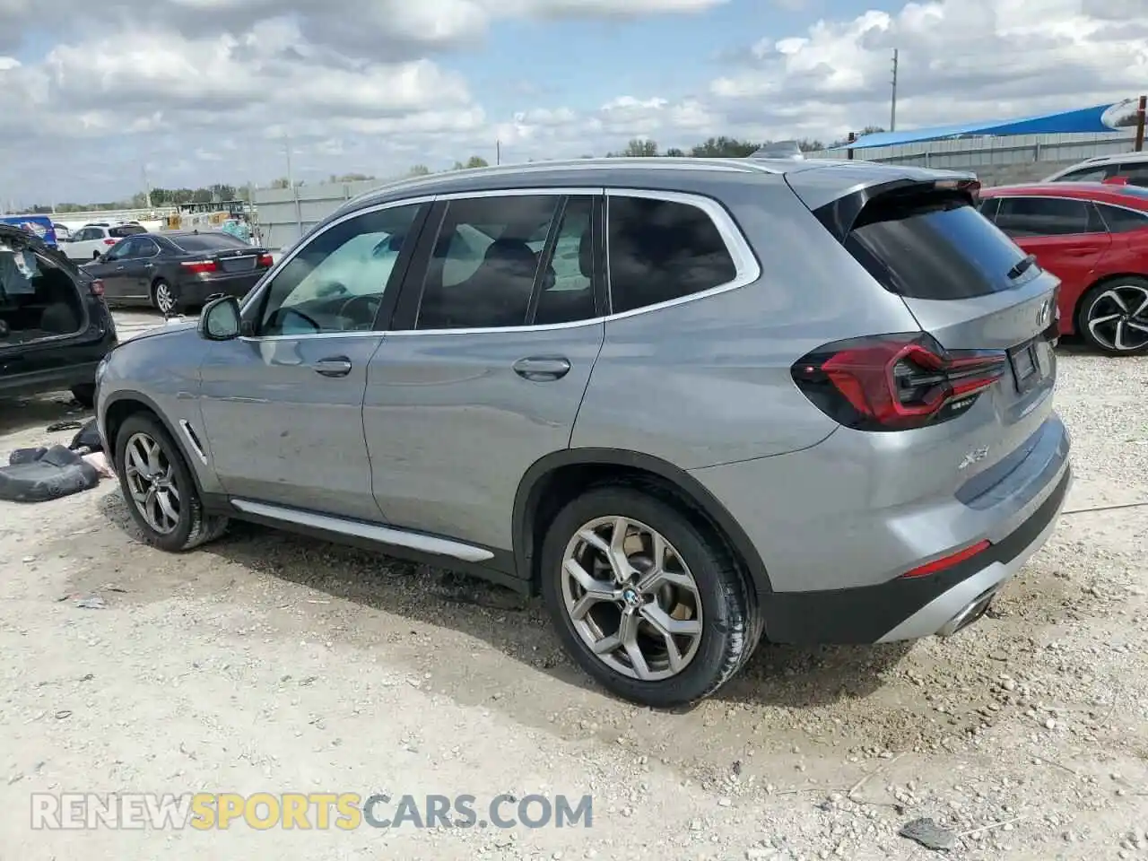 2 Фотография поврежденного автомобиля 5UX43DP04R9T66413 BMW X3 2024