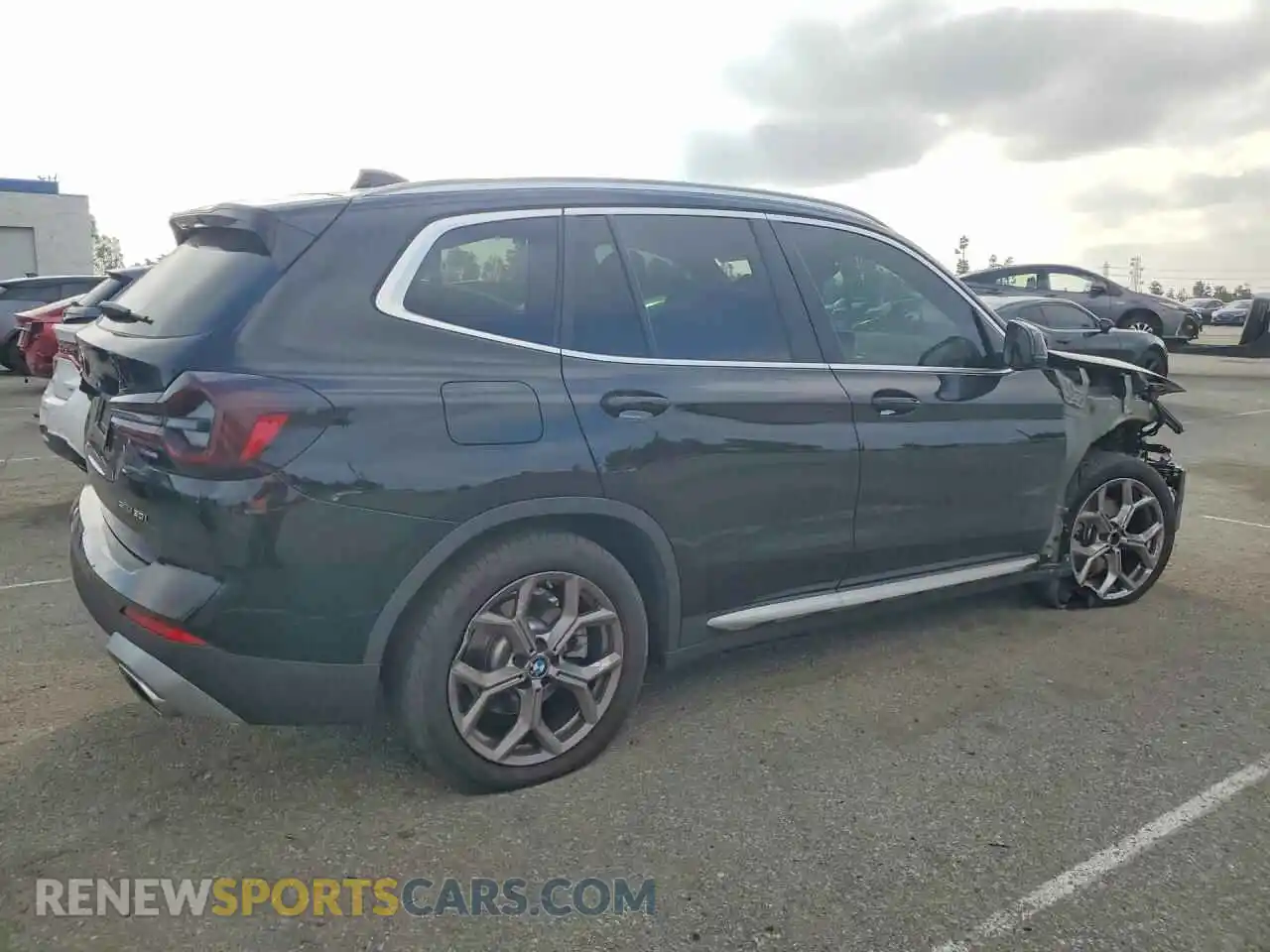 3 fotografías del automóvil dañado 5UX43DP04R9U57956 BMW X3 2024