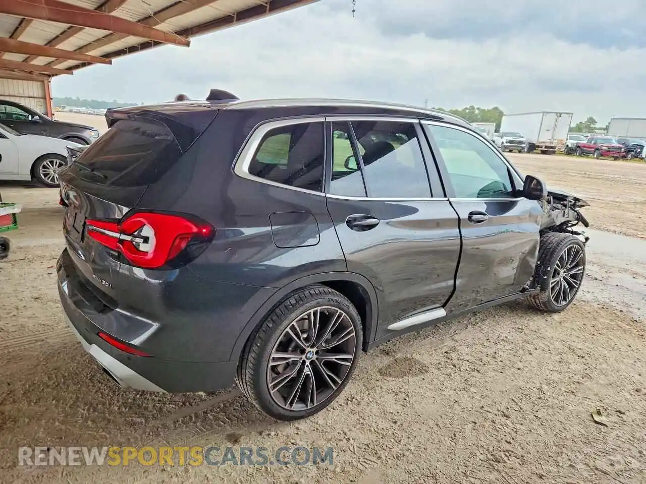 3 Photograph of a damaged car 5UX43DP04R9V11059 BMW X3 2024